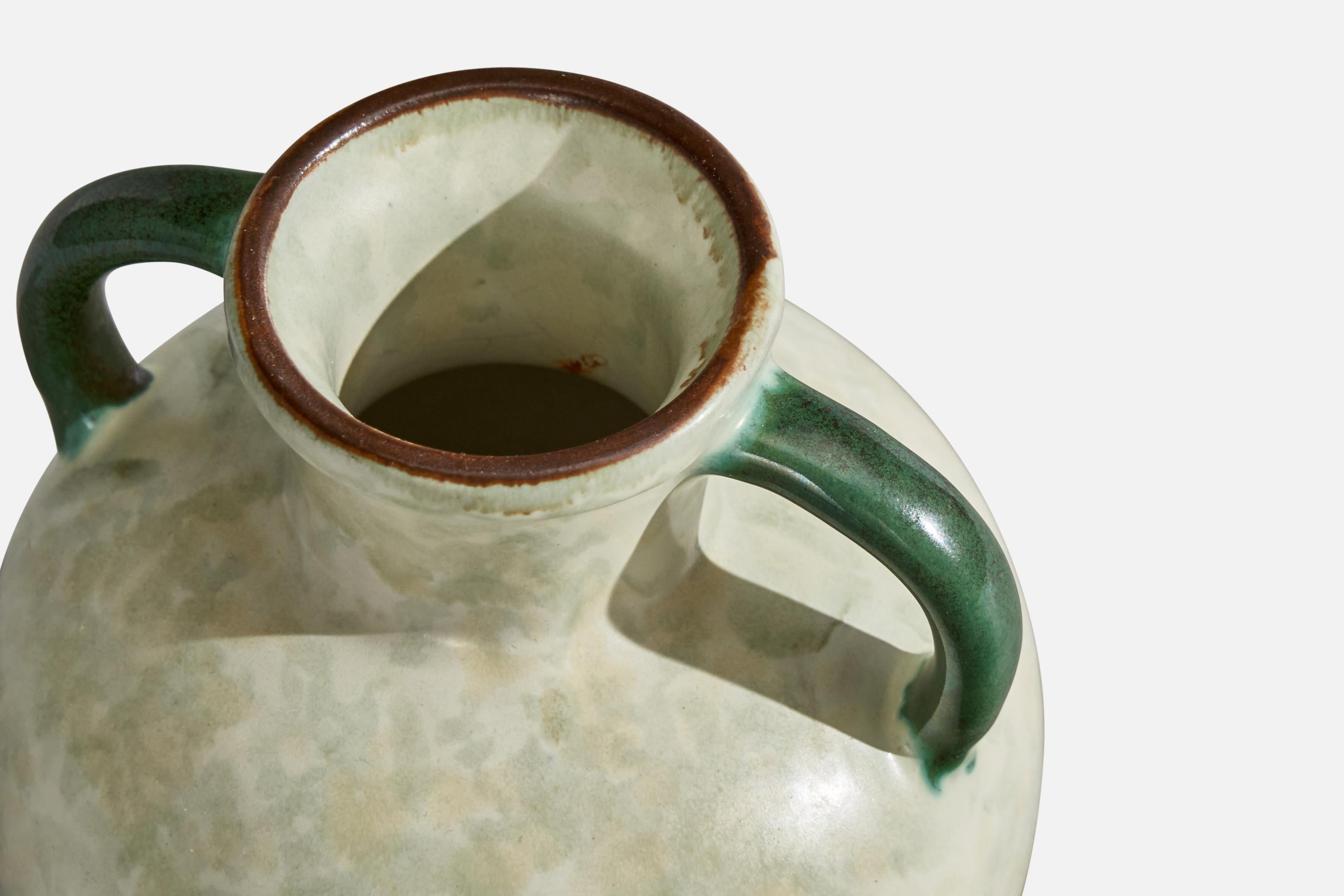 Upsala Ekeby, Vaso, Terracotta, Svezia, anni '1930 In condizioni buone in vendita a High Point, NC