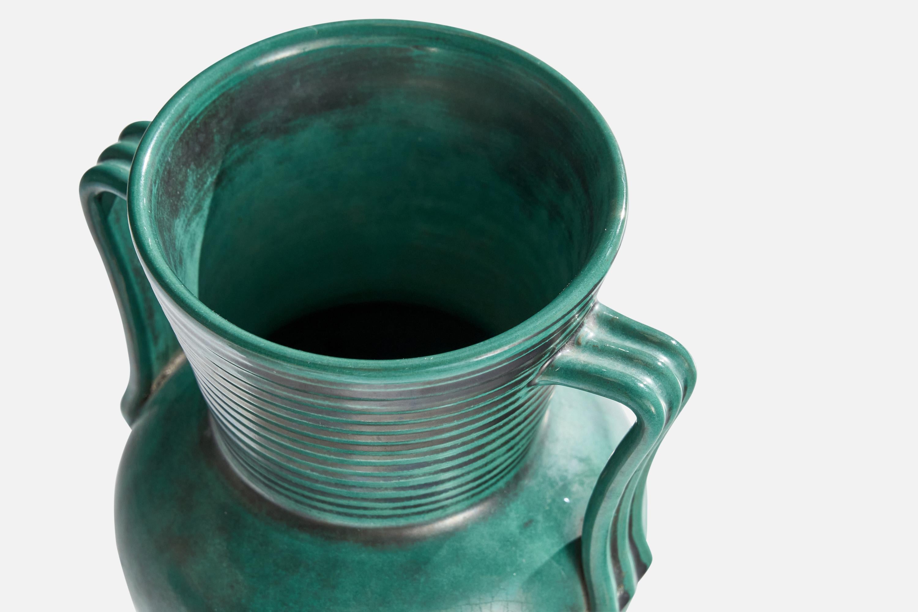 Upsala Ekeby, Vase, Earthenware, Sweden, 1930s In Good Condition For Sale In High Point, NC