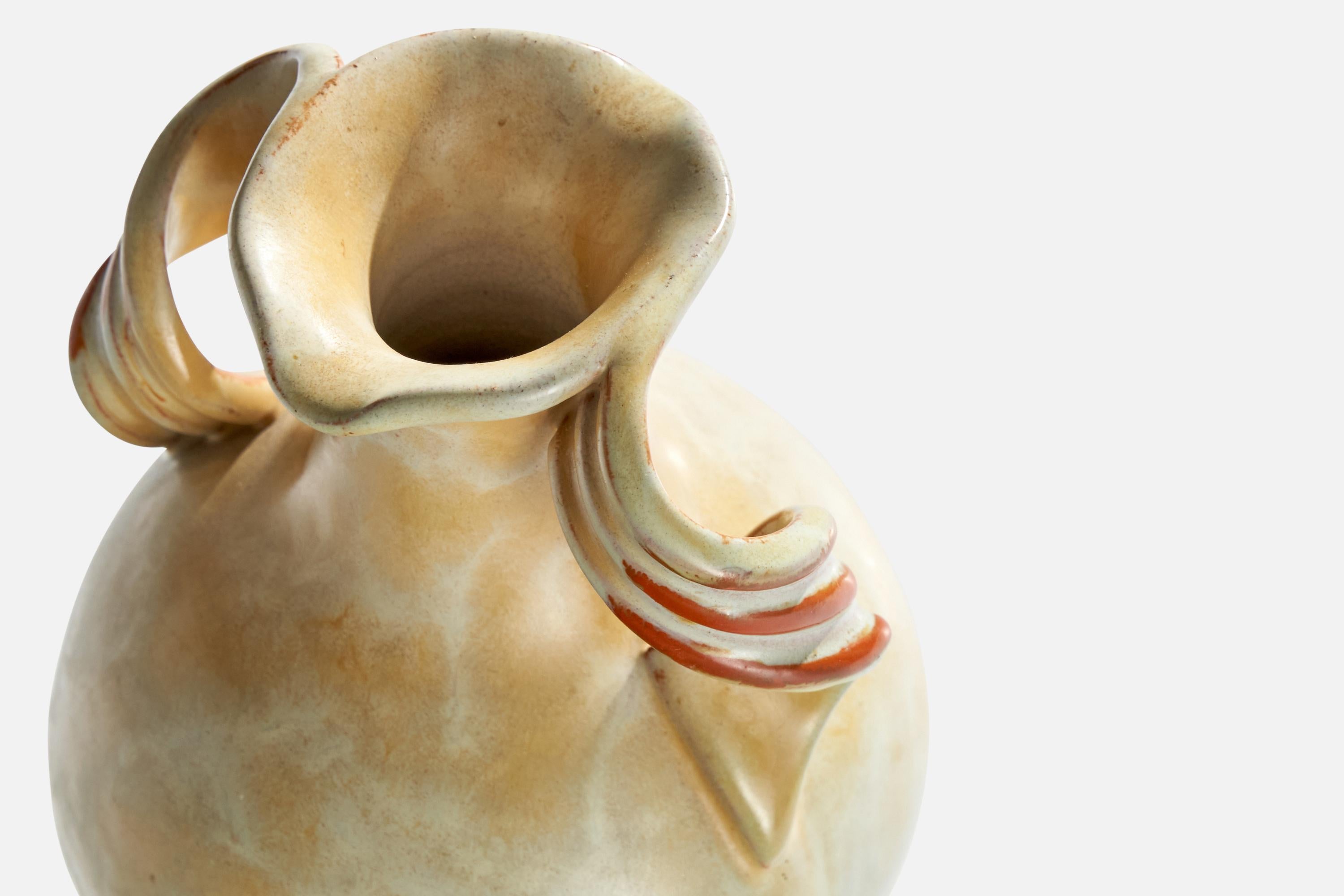 Upsala Ekeby, Vaso, Terracotta, Svezia, anni '1930 In condizioni buone in vendita a High Point, NC