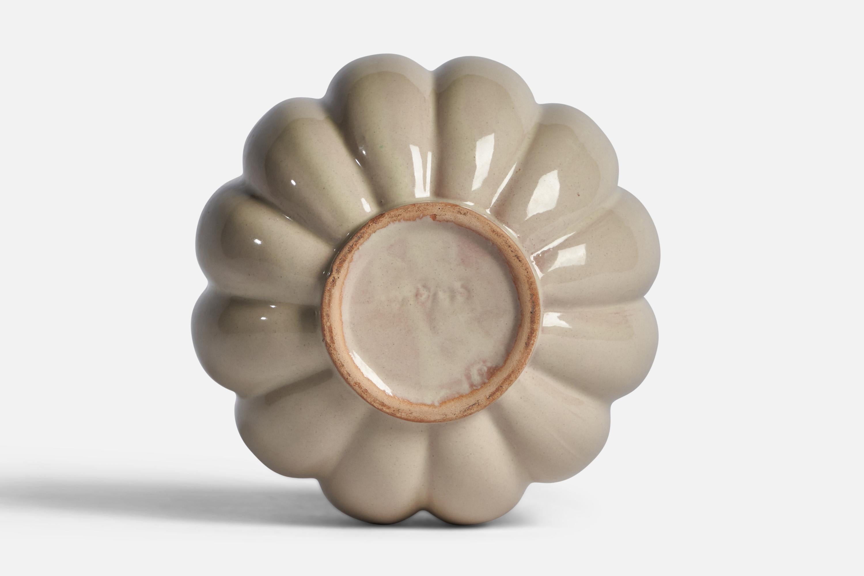 Upsala Ekeby, Vase, Steingut, Schweden, 1930er Jahre (Mitte des 20. Jahrhunderts) im Angebot