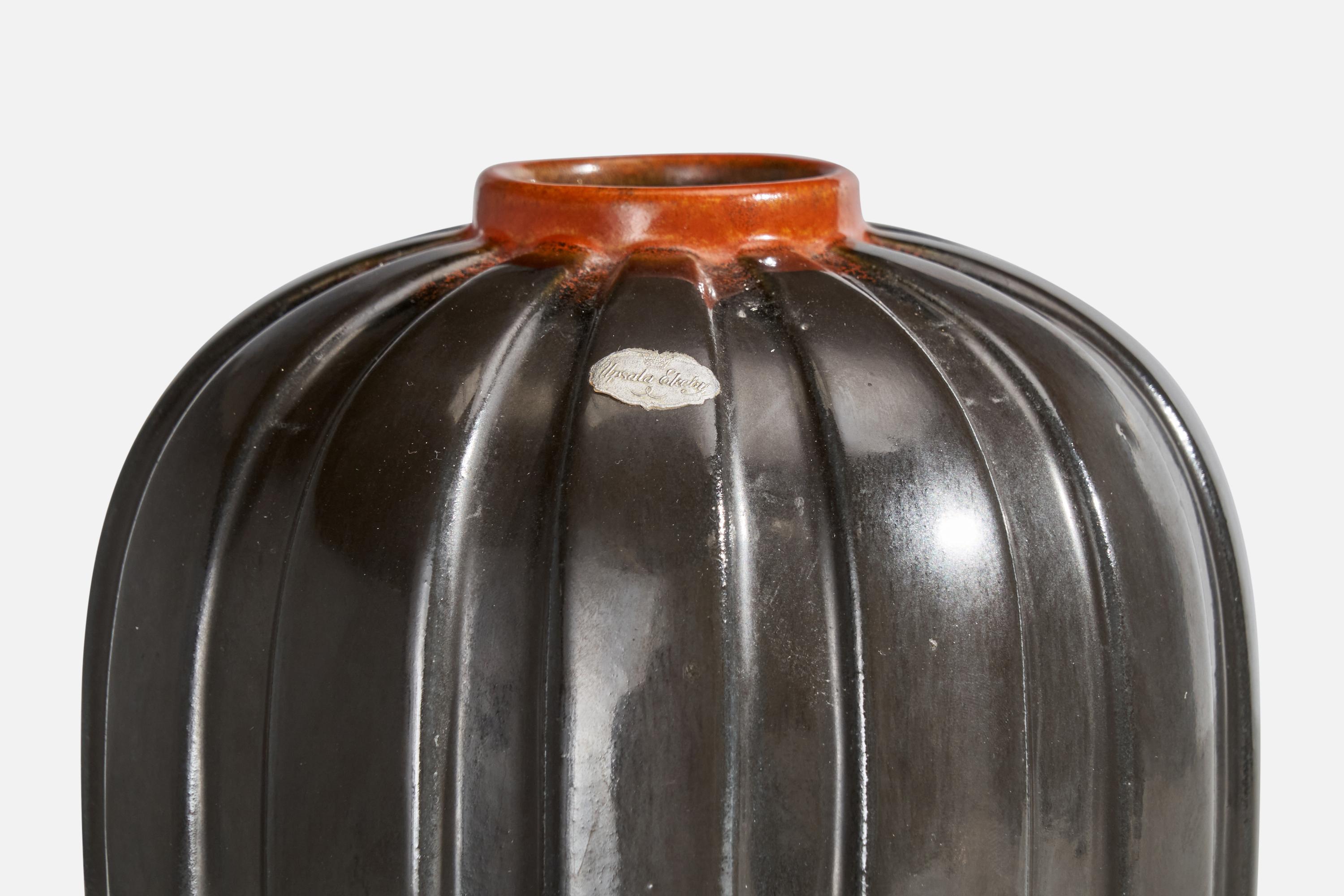 Metà XX secolo Upsala Ekeby, Vaso, Terracotta, Svezia, anni '1930 in vendita