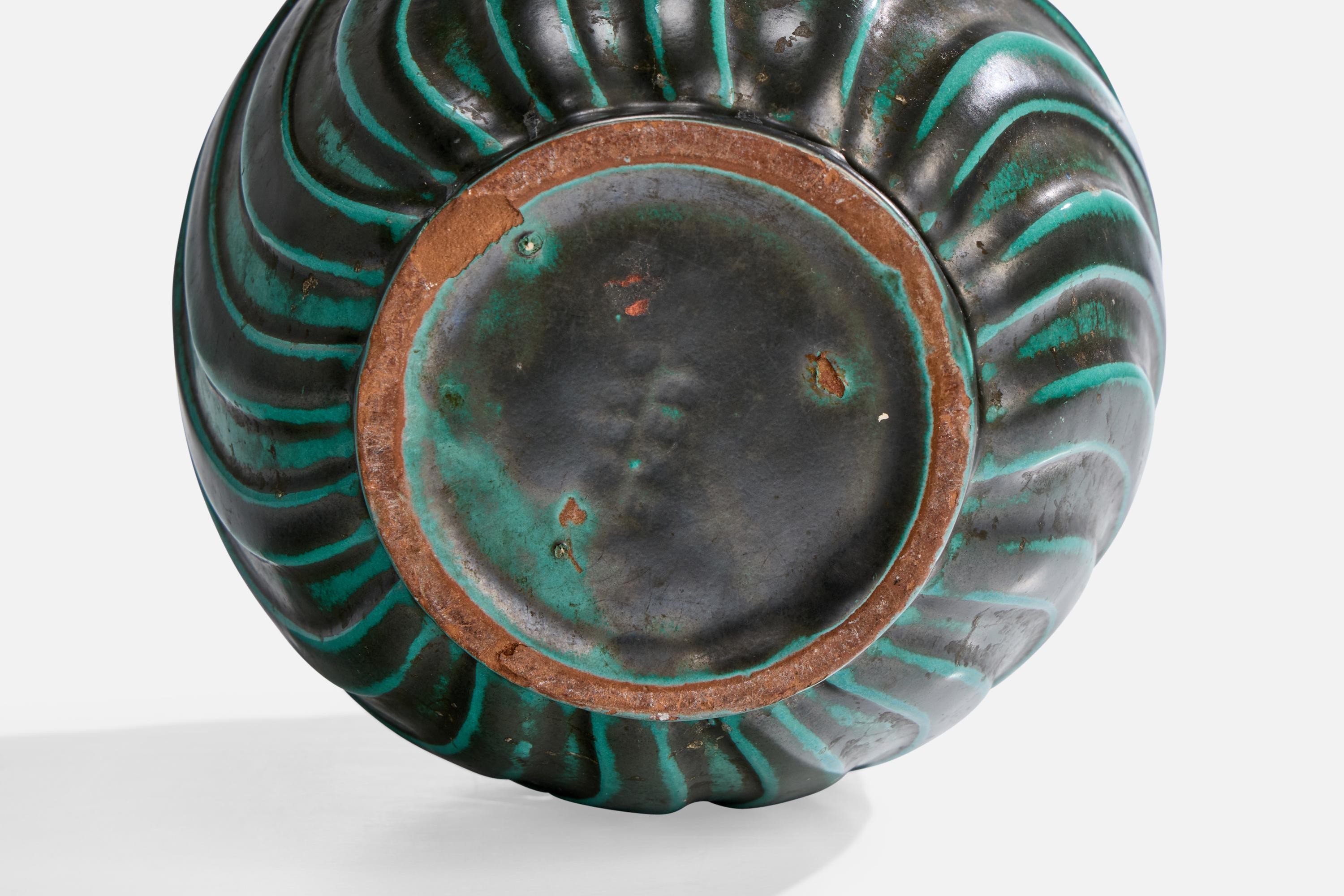 Vase en faïence de Upsala Ekeby, Suède, années 1930 en vente 1