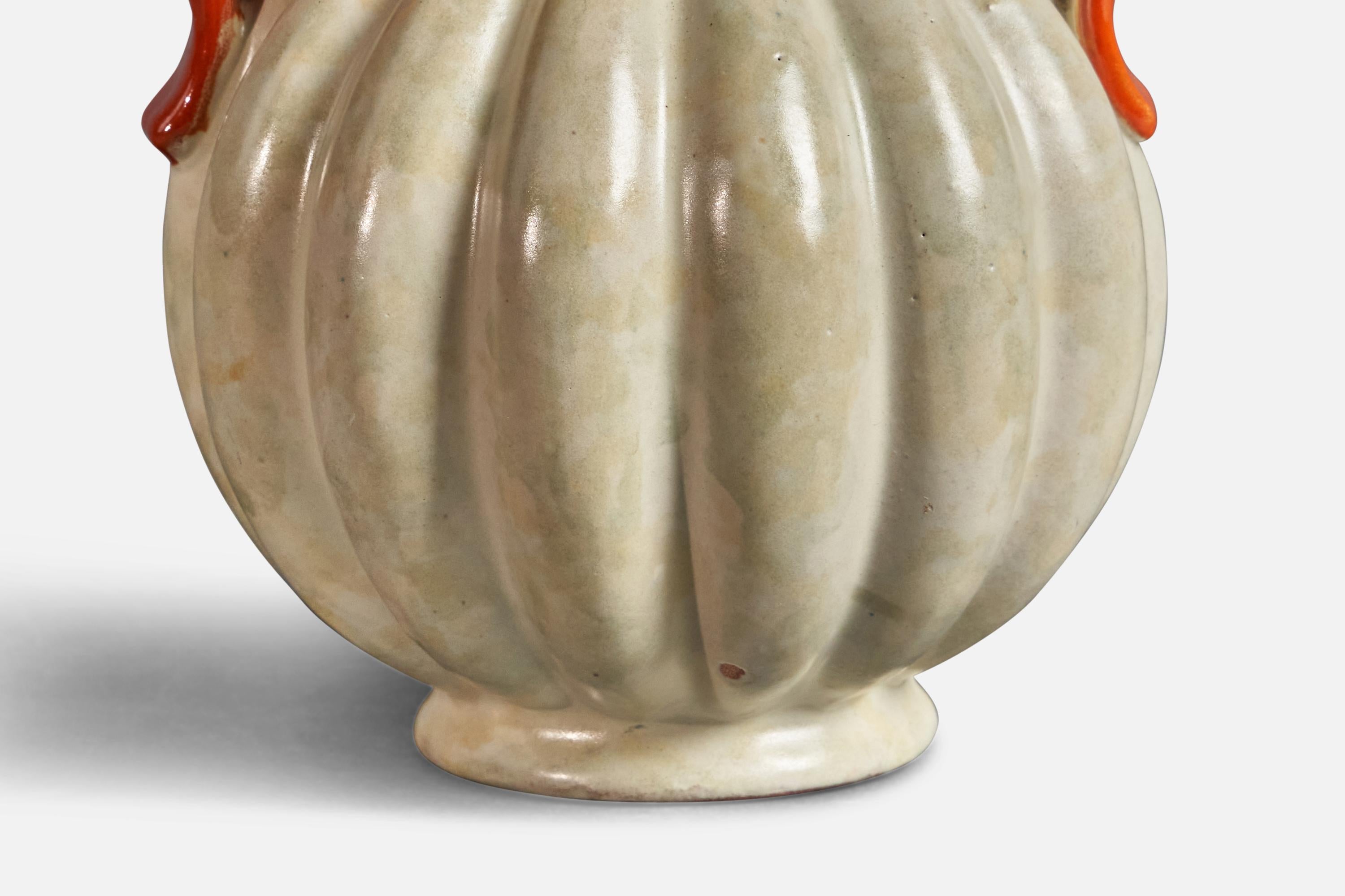 Upsala Ekeby, Vaso, Terracotta, Svezia, anni '40 In condizioni buone in vendita a High Point, NC