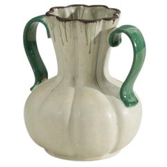 Vase en faïence vernie verte et blanche de Upsala-Ekeby, Suède, années 1940