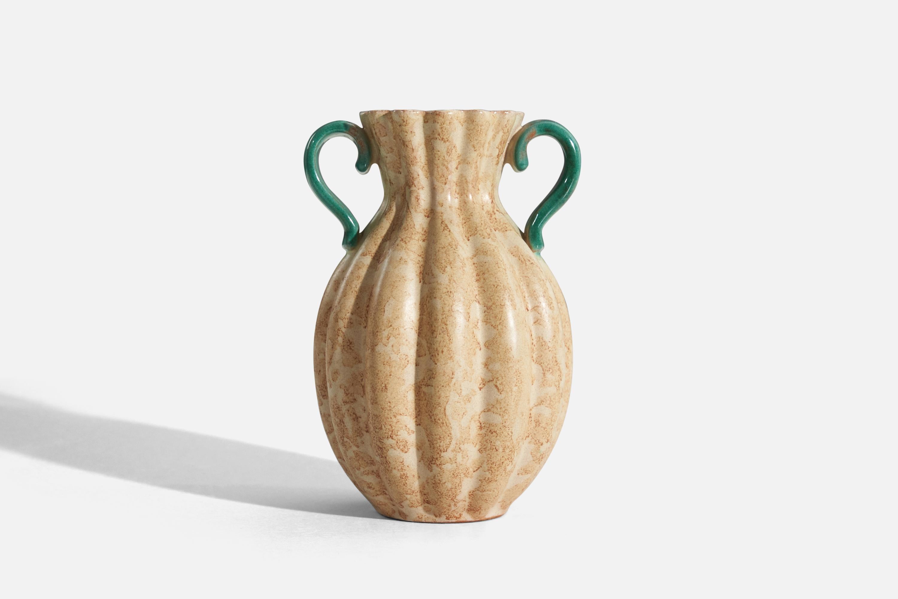 Vase vonsala-Ekeby, grün und beige glasiertes Steingut, Schweden, 1940er Jahre (Schwedisch) im Angebot