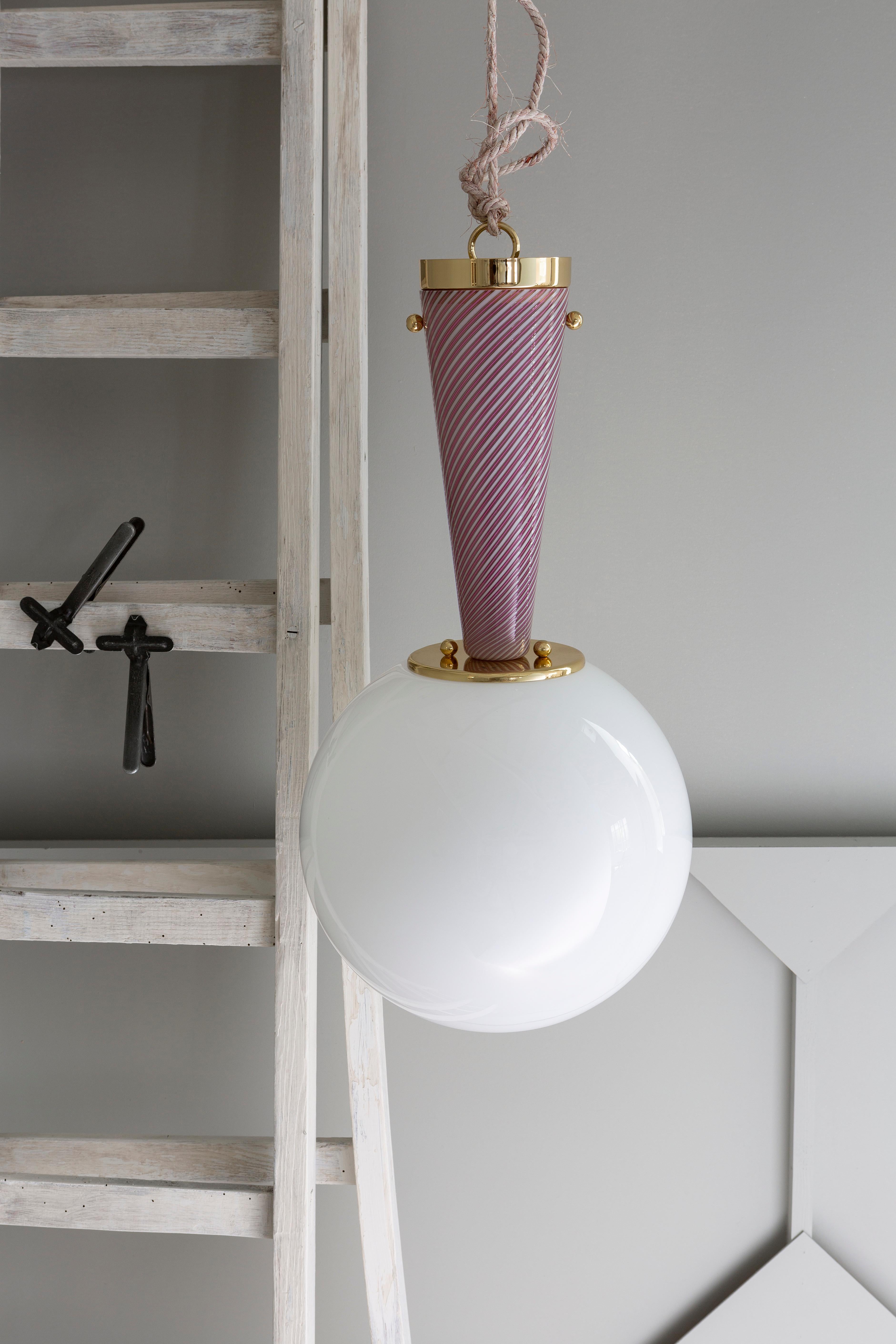 Moderno Lampada a sospensione Upside Down 50 di Magic Circus Editions in vendita