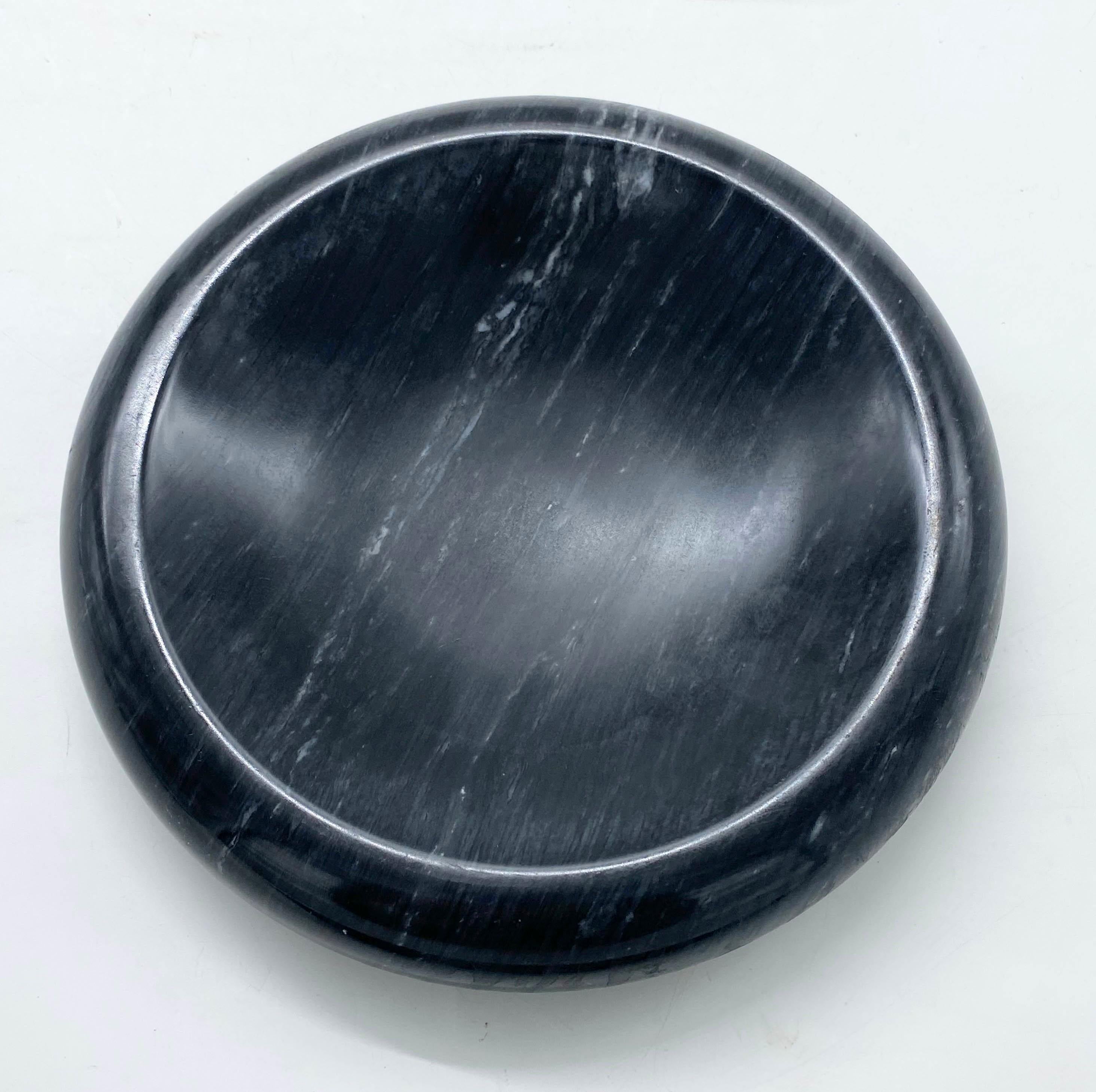 Mid-Century Modern Up&Up Style Black Marquina Marble Centerpiece or Empty Pockets, Italy 1970