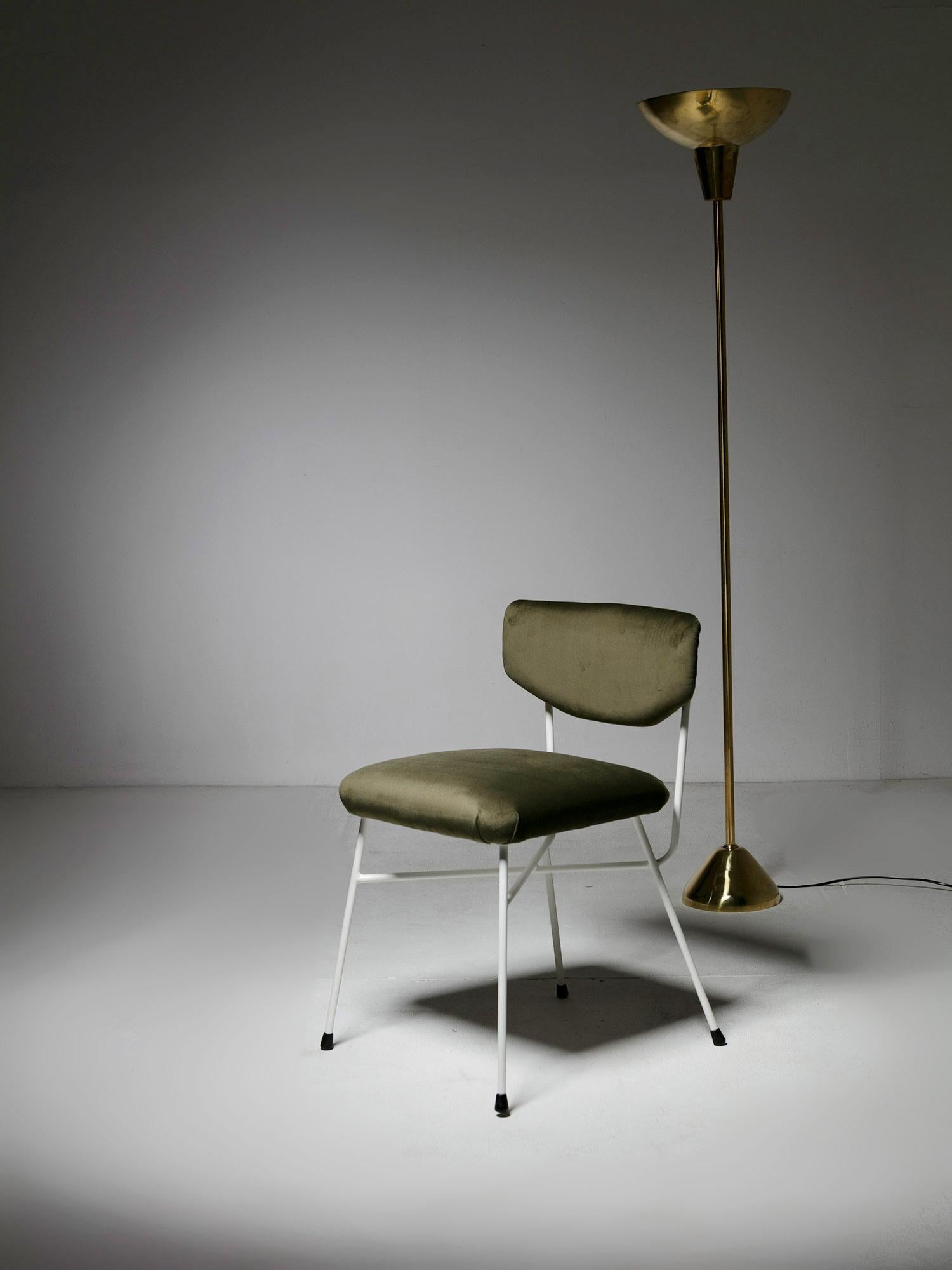 „Urania“ Stuhl mit weißem Gestell und grünem Samt von BBPR für Arflex. Italien, 1950er Jahre 3