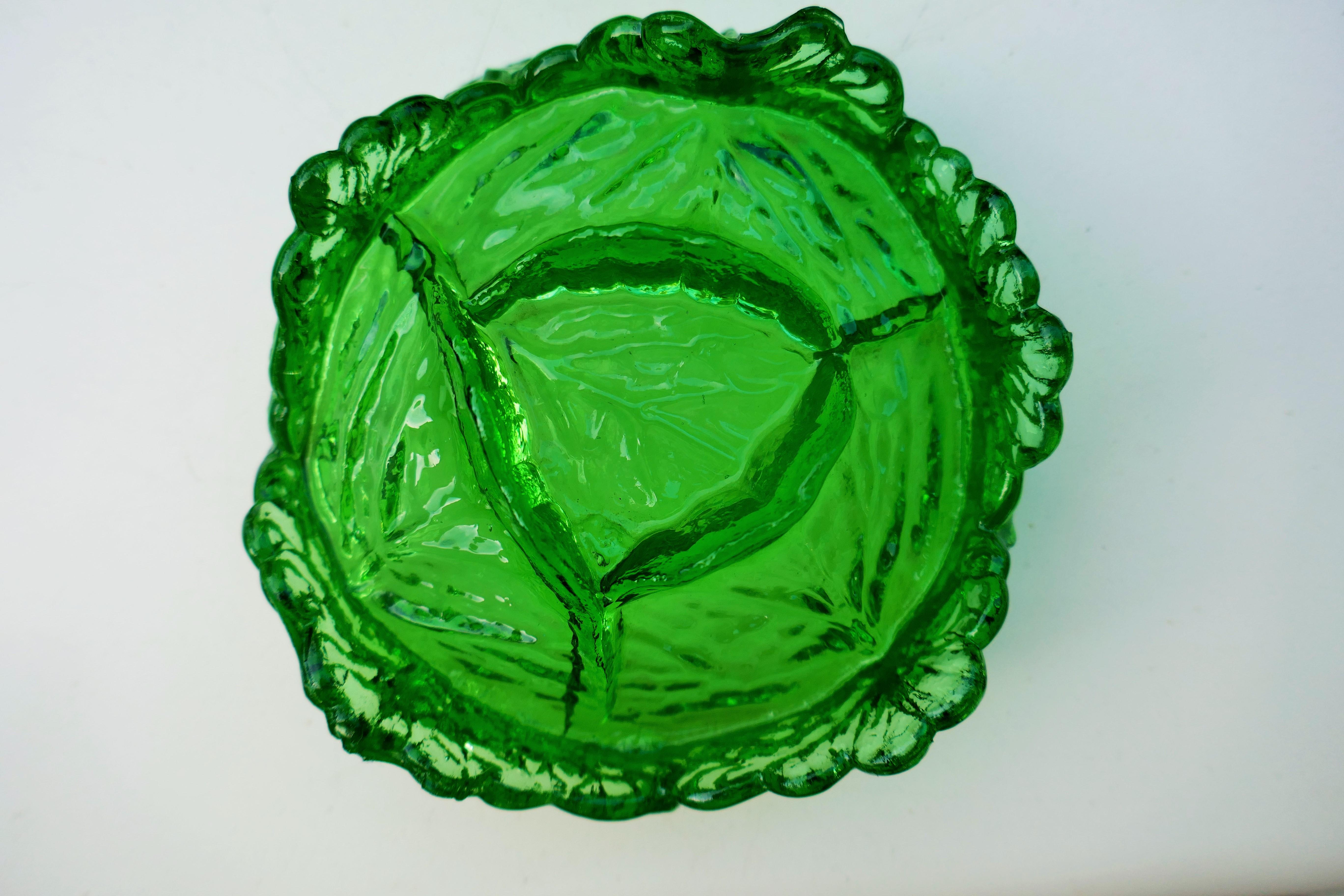 Butter dish Uranium glass cauliflower container possible Portieux Vallerysthal For Sale 3