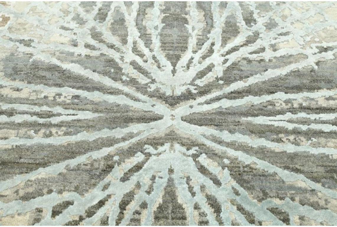 Indian Urban Bloom Antique White & Slate Blue 195x295 cm Hand Knotted Rug For Sale