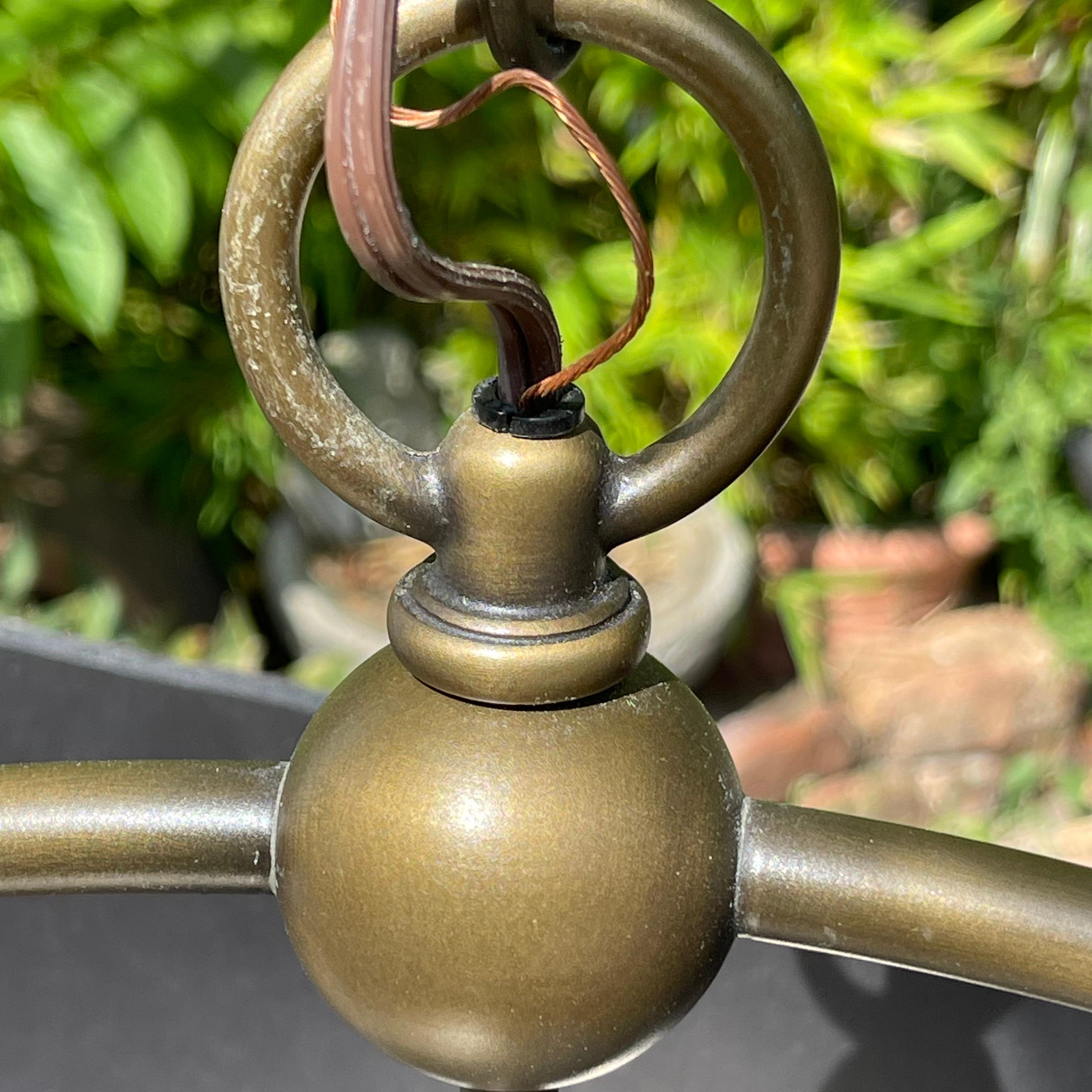 Urban Electric Smoke Bell, Hängeleuchte aus antikem Messing mit Zierglas und antiker Messing-Hängelampe im Angebot 9