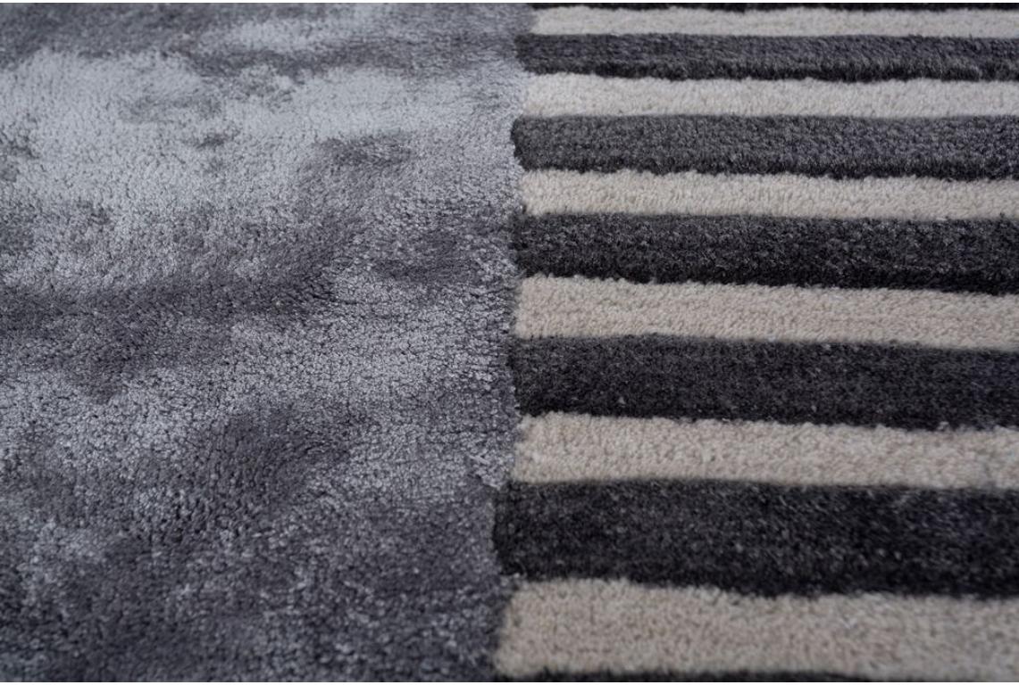 Indian Urban Origami Oasis Antique White & Stone Gray 160X243 cm Hand Tufted Rug For Sale