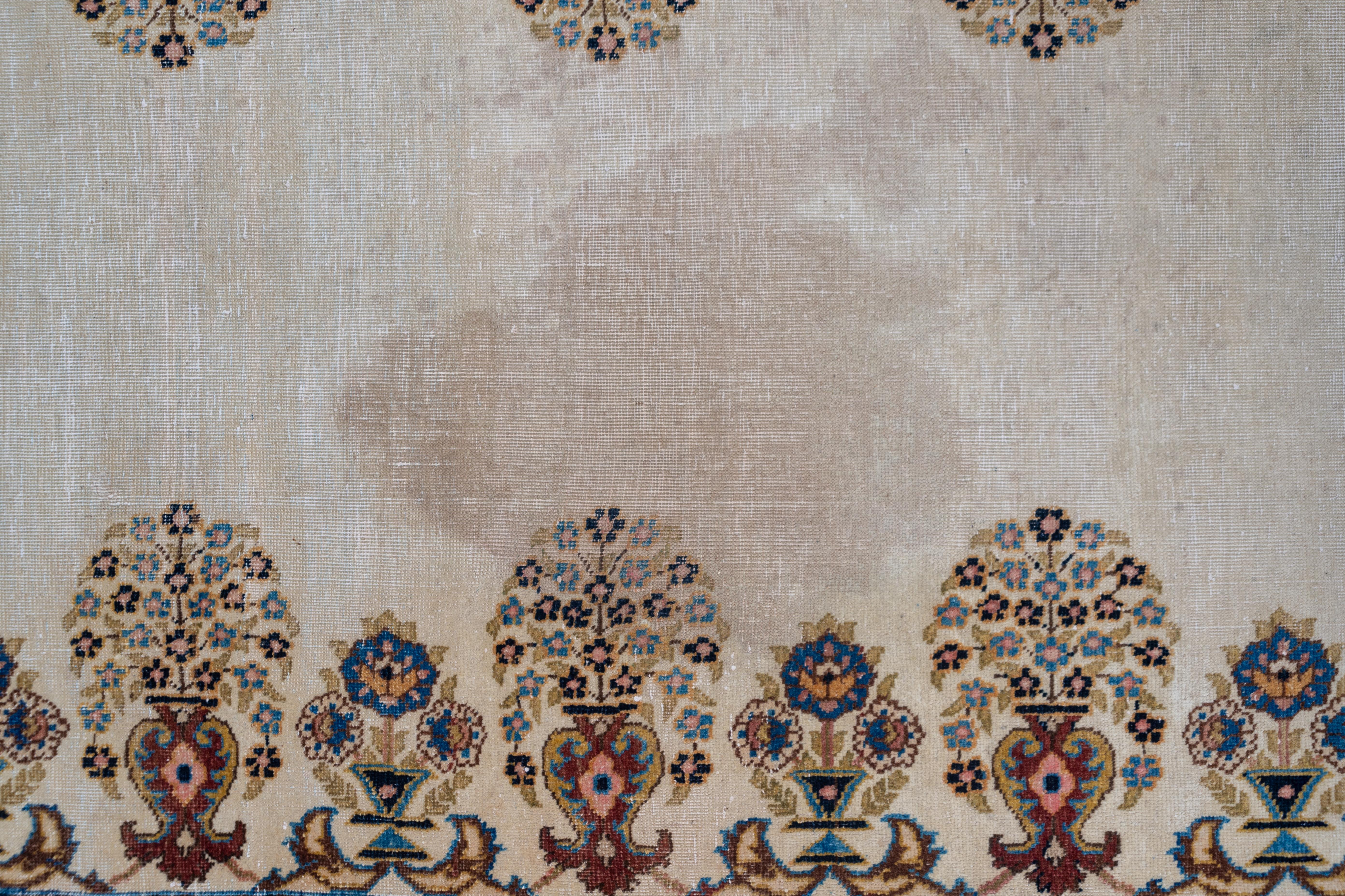 Runner Urban Tabriz, anni '30 circa In condizioni discrete in vendita a New York, NY