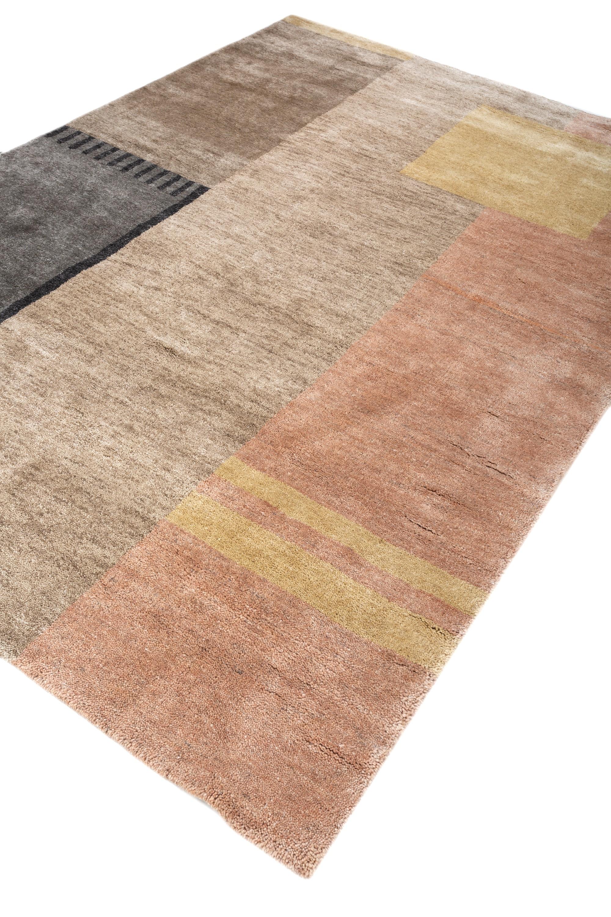 Modern Urbane Loomscape Classic Beige & Apricot 180X270 cm Handknotted Rug For Sale