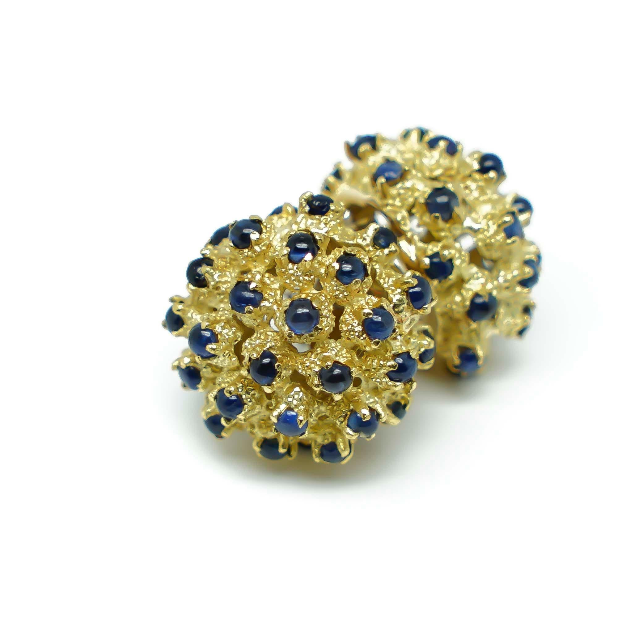 Urchin Earrings in Gold 18 karats with Sapphires cabochon. It's a piece that has a strong and Original Liberty Design with a beautiful detailed structure totally Handcrafted that makes it Unique and a real Piece of Art to wear or collect. Something