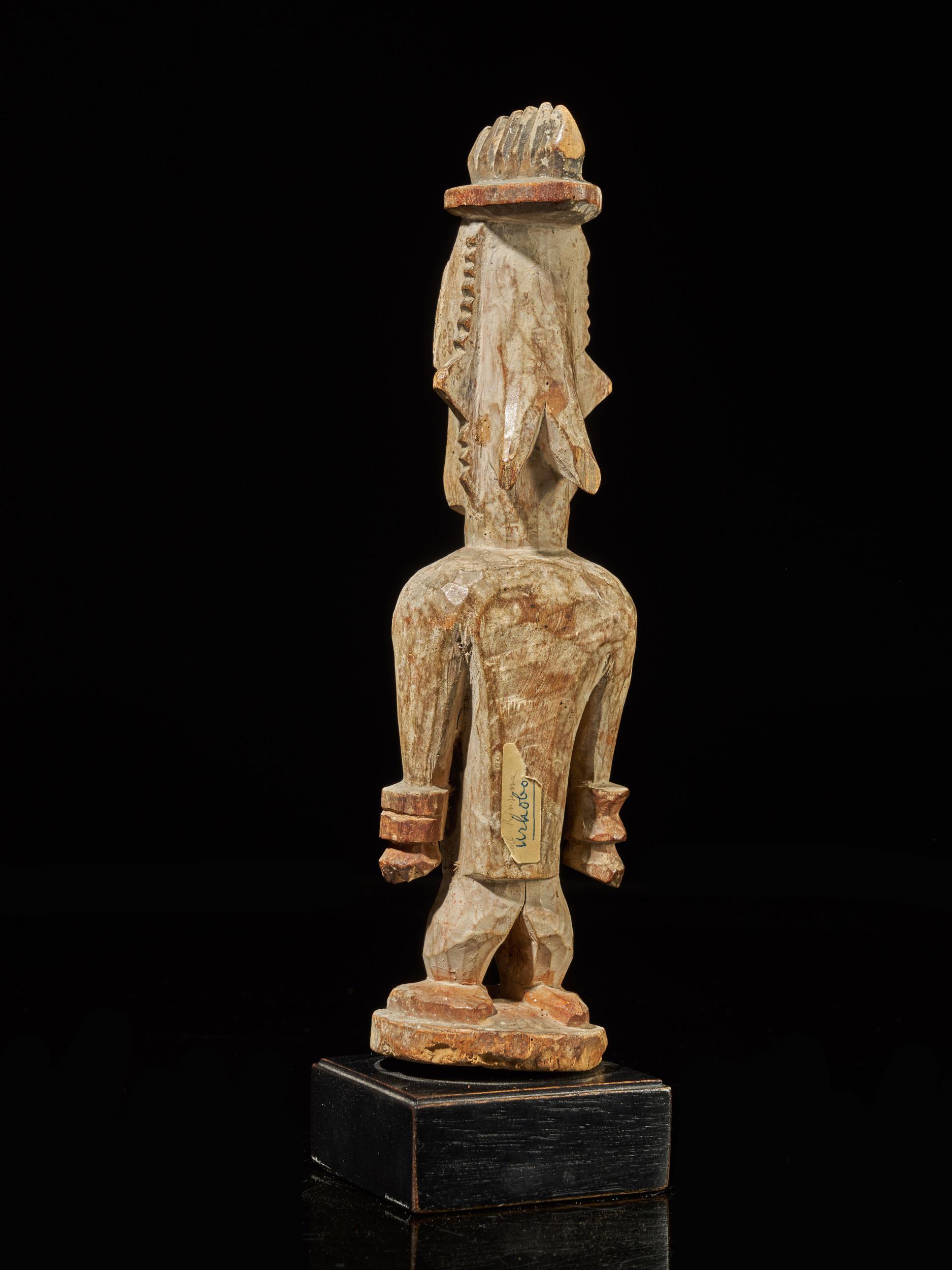 Wood Urhobo People, Nigeria, Family Ancestor Statue with Rests of Kaolin