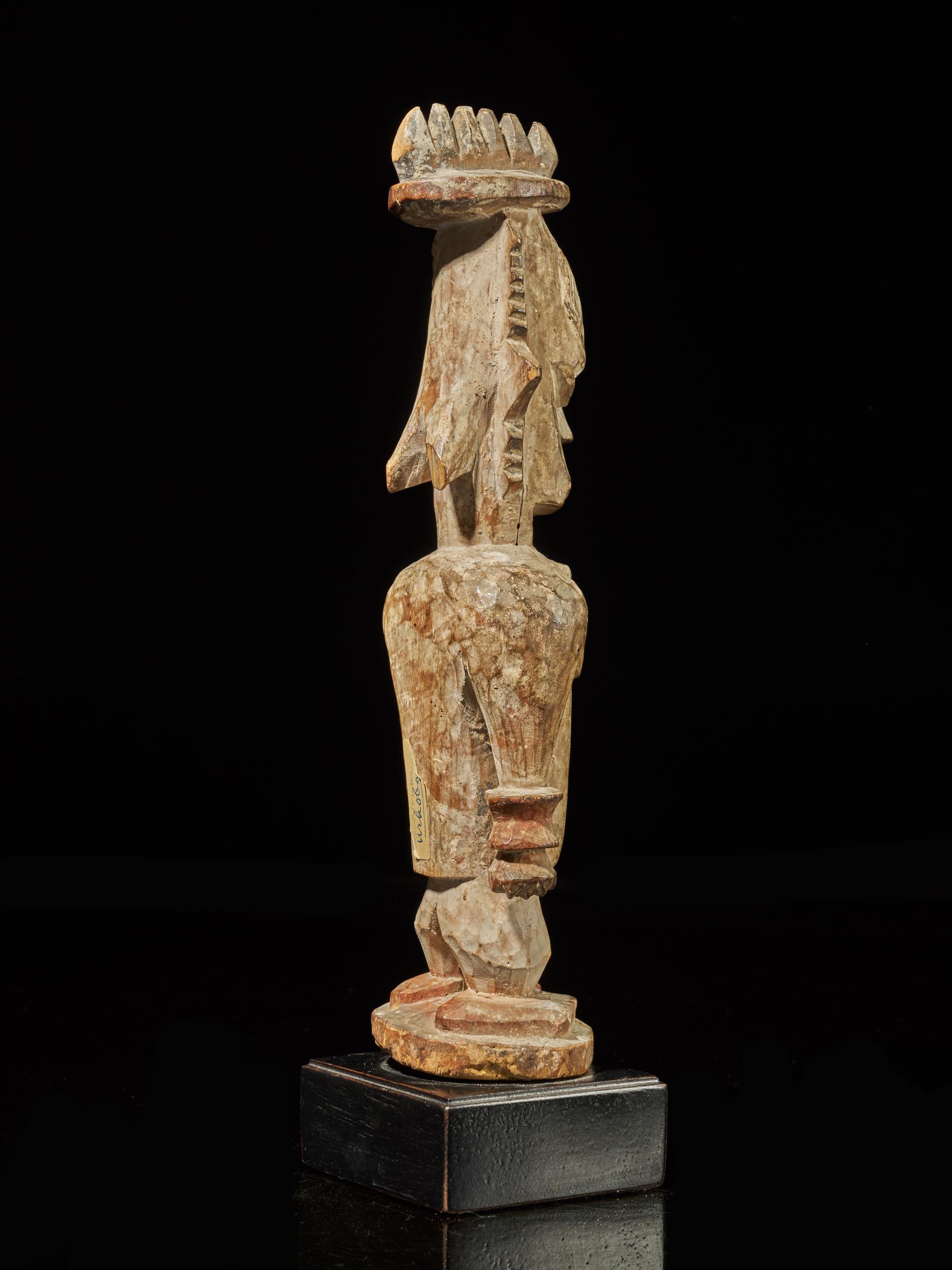 Urhobo People, Nigeria, Family Ancestor Statue with Rests of Kaolin 2