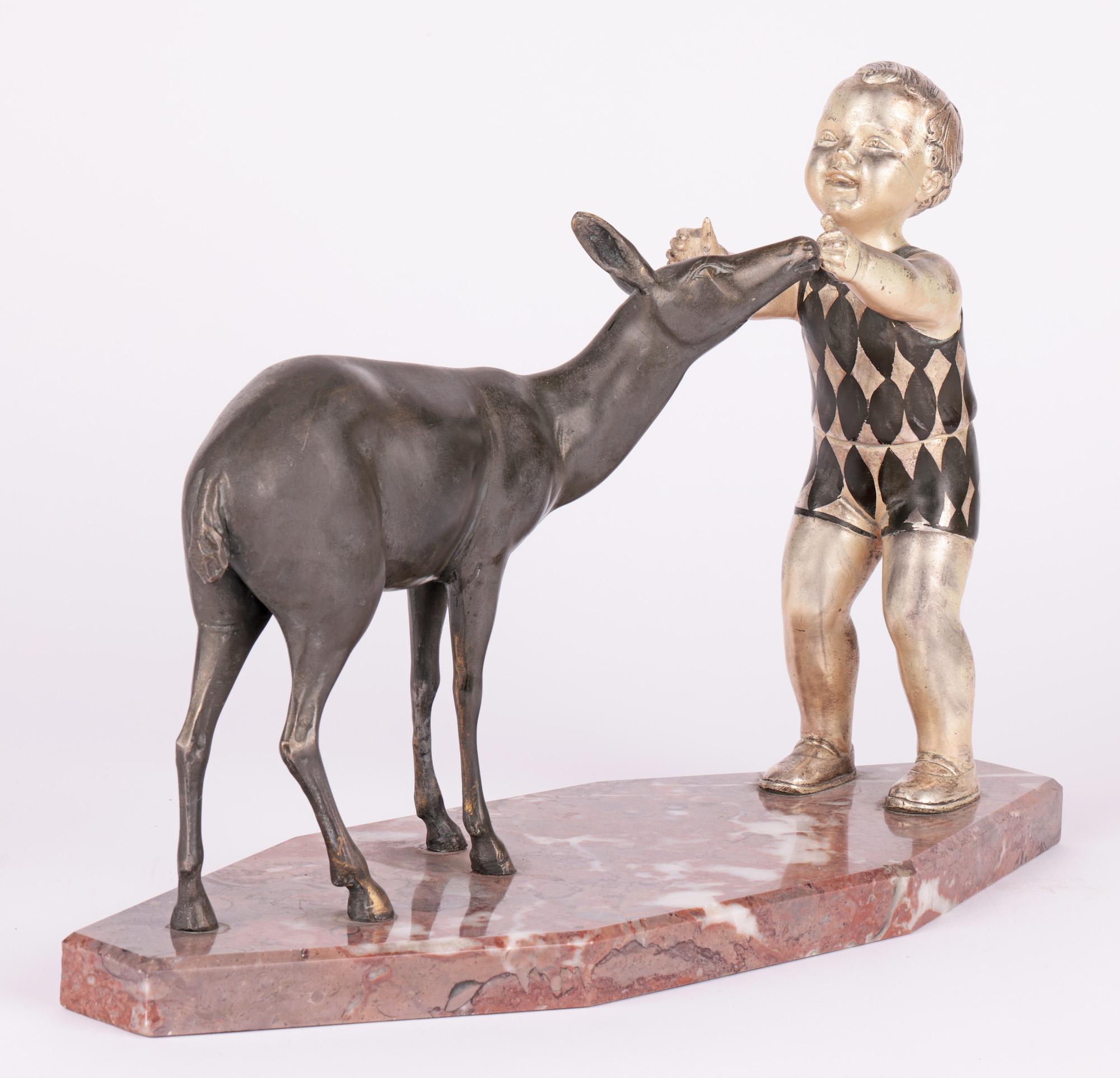 Uriano Französische Art-Déco-Skulptur „Kinder & Doe“ aus Marmor, Uriano im Angebot 7