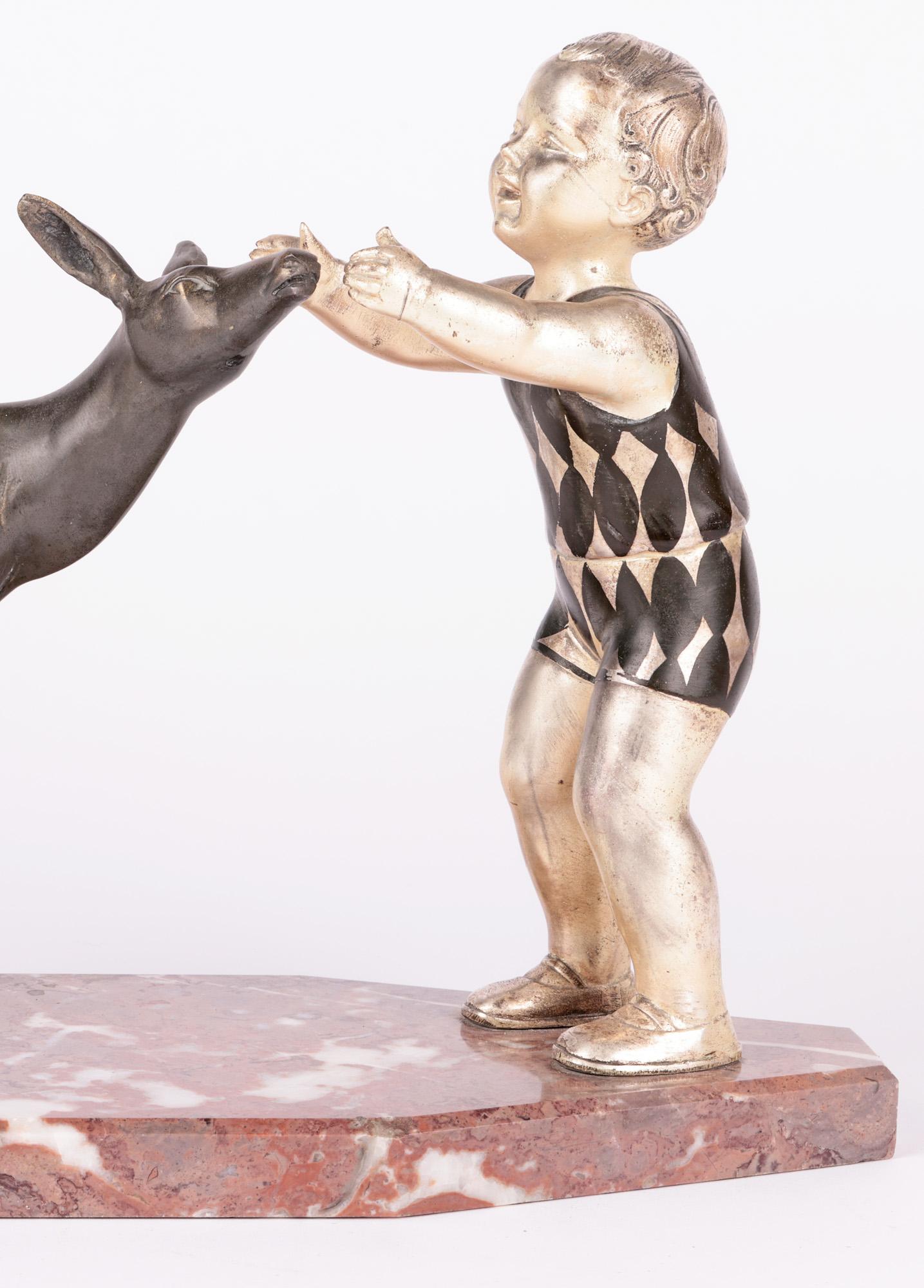 Uriano Französische Art-Déco-Skulptur „Kinder & Doe“ aus Marmor, Uriano im Angebot 8