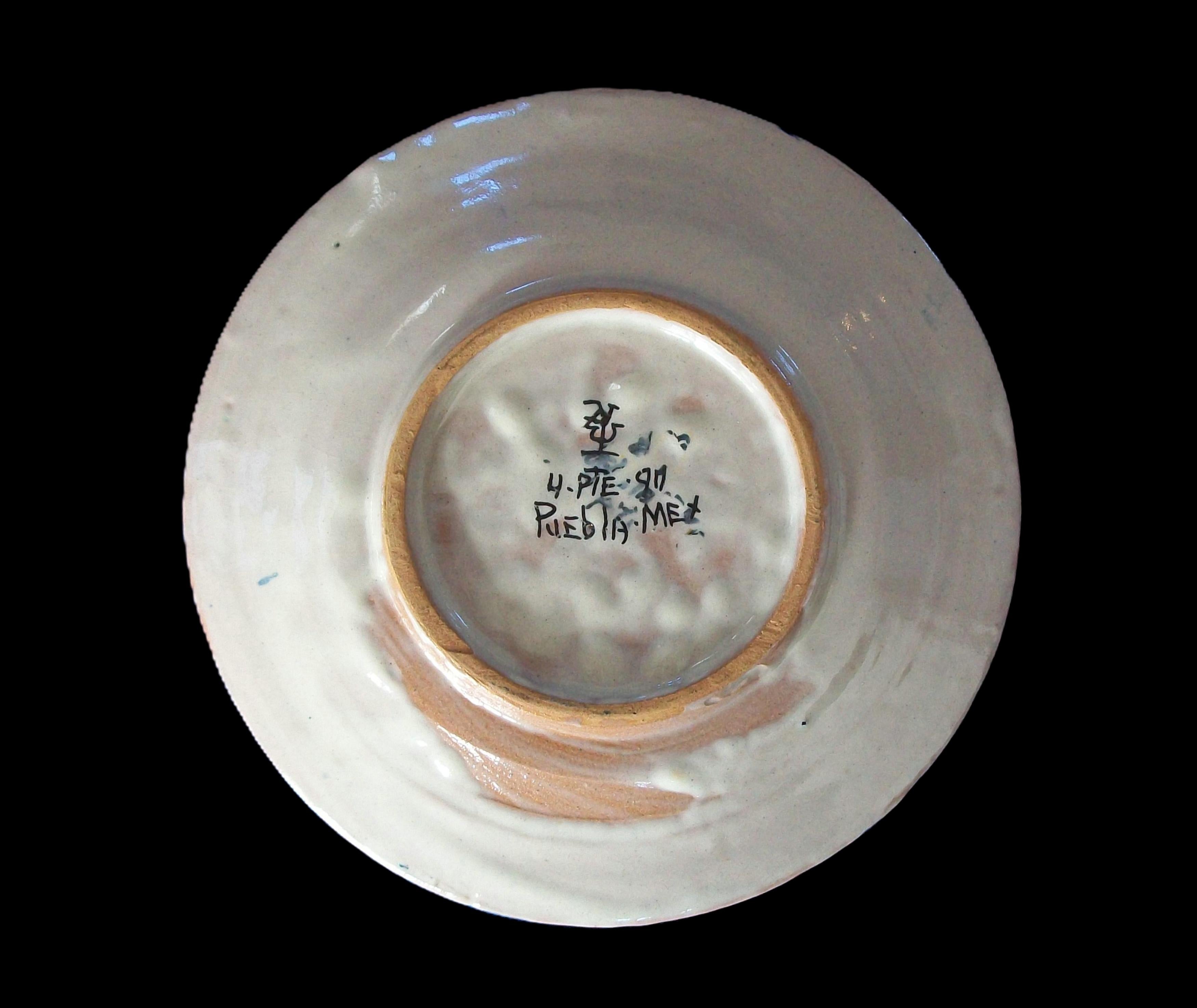 URIARTE TALAVERA - Plato de Cerámica Pintado a Mano - México - Finales Siglo XX en venta 3