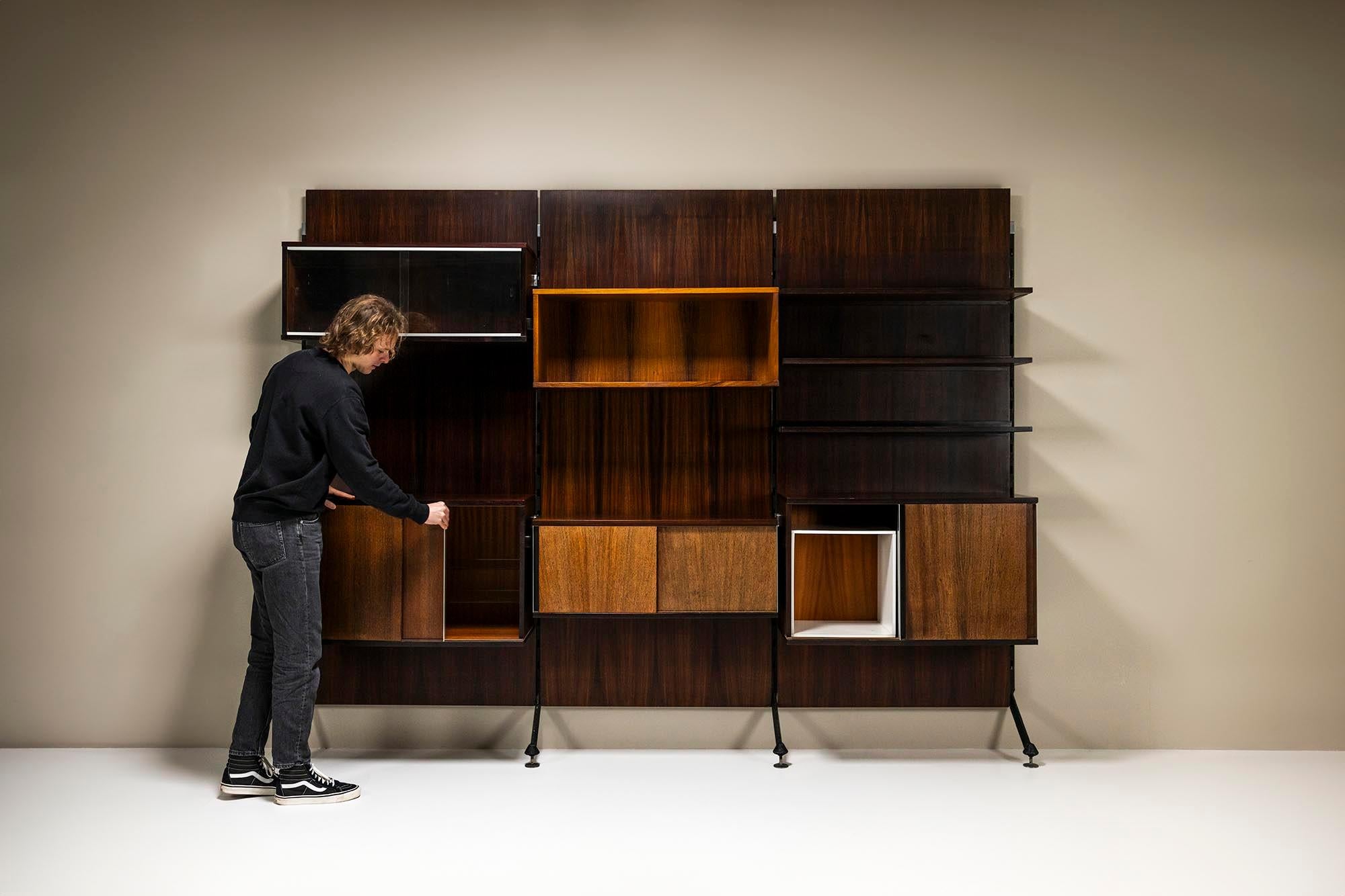 Italian Urio Wall System in Rosewood by Ico and Luisa Parisi for MIM Roma, Italy 1957 For Sale
