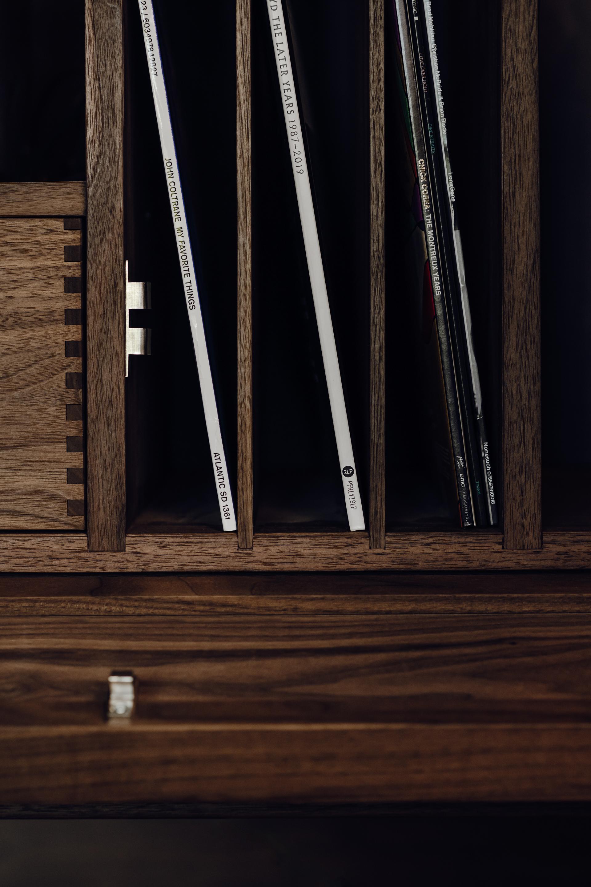 Autre Urme Audio Cabinet en vente