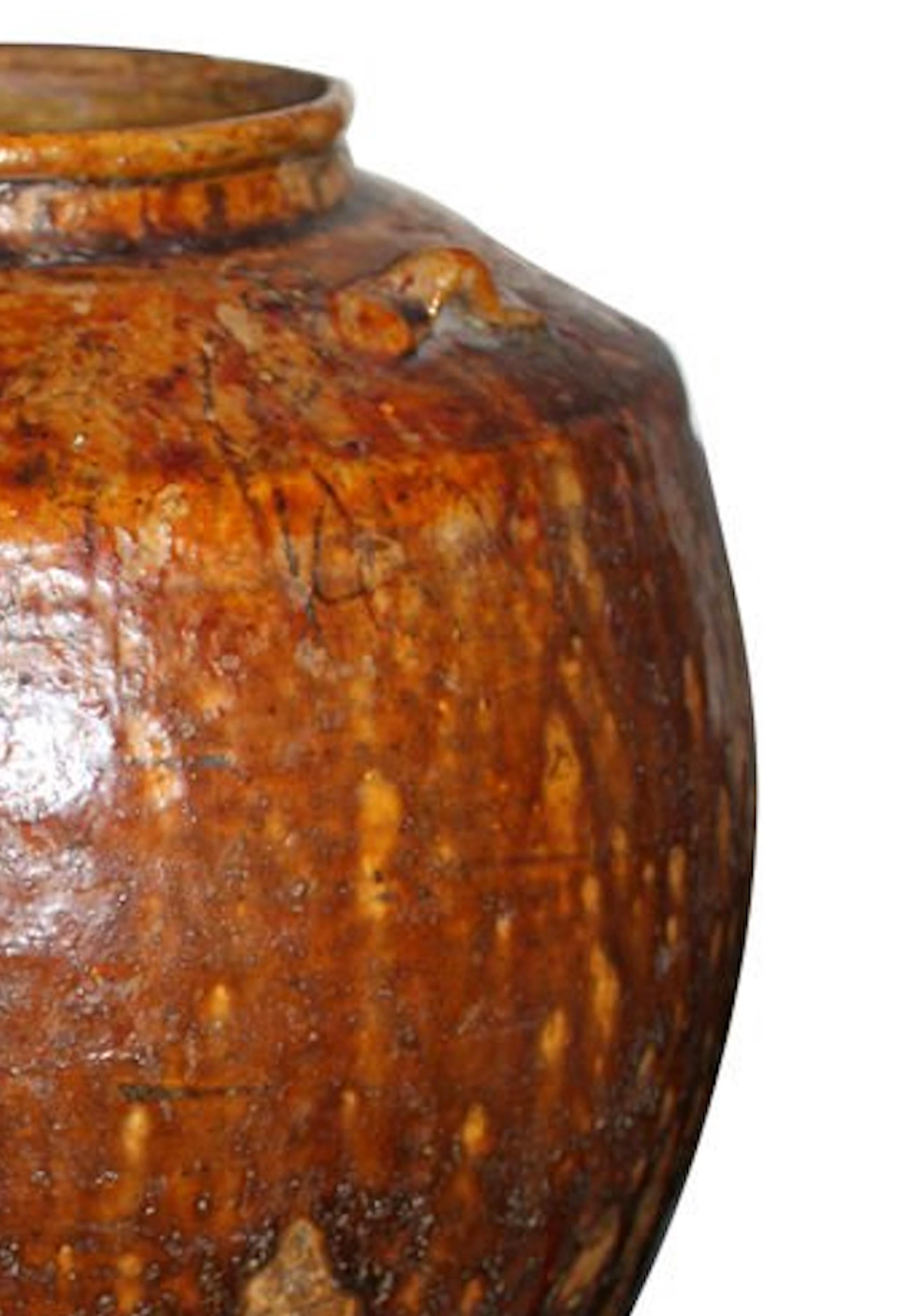 Chinesische glasierte Urne aus braunem Ming-Chines (Ming-Dynastie) im Angebot