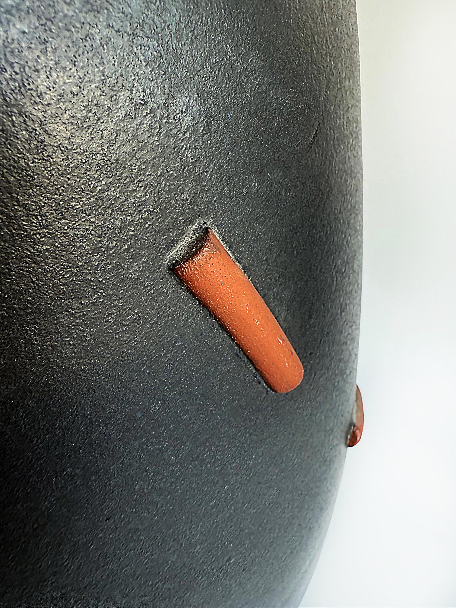 Fait main Urne en poterie postmoderne Mosuo Ojima Monumental 1980 en vente