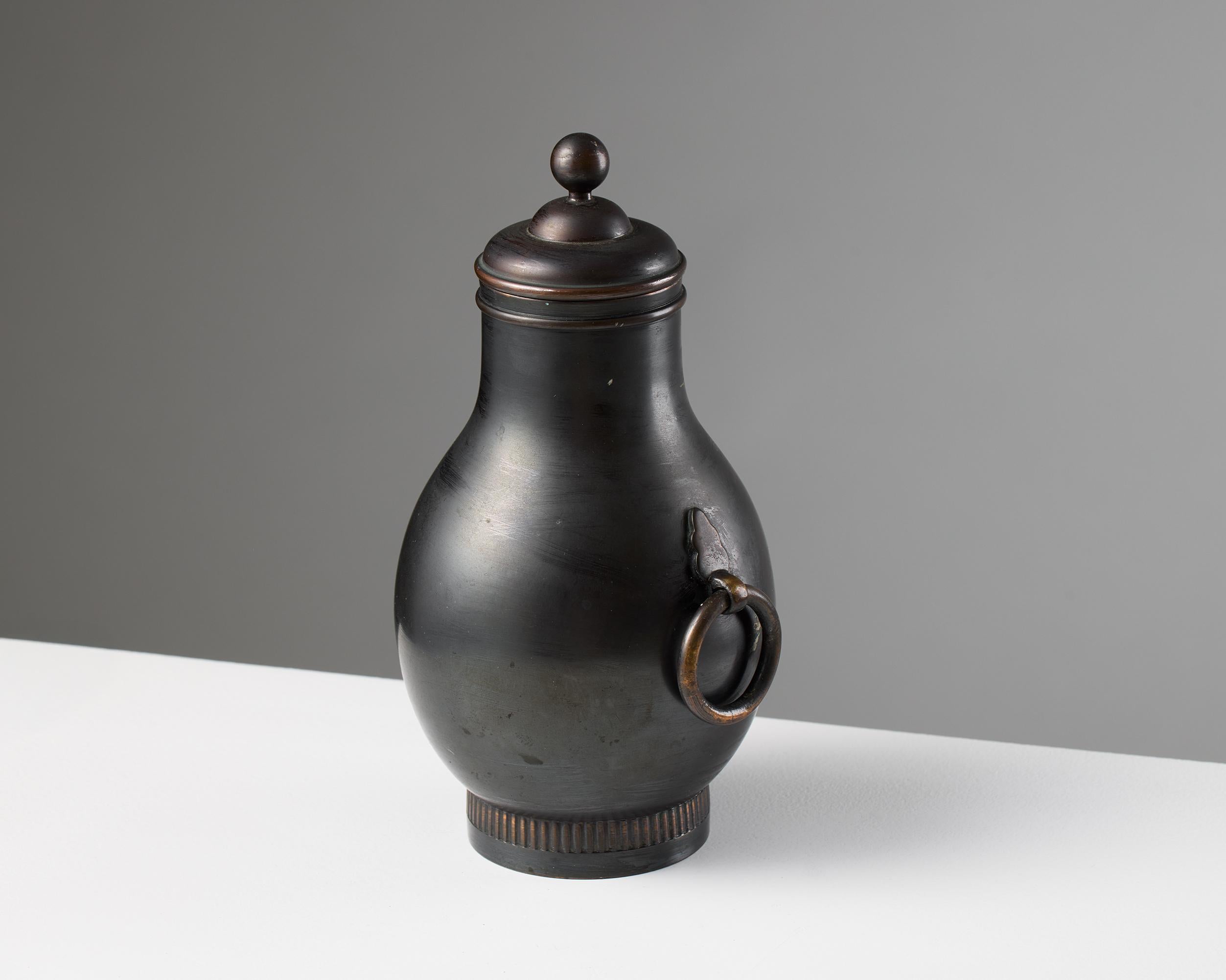 Peltro Urna per Svenskt Tenn, Svezia, 1929 in vendita