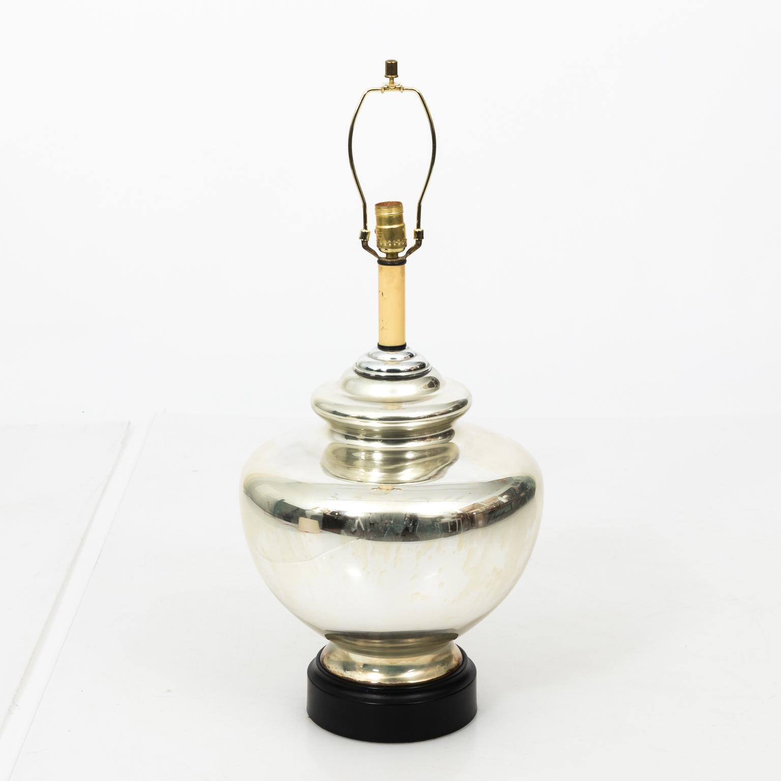 Mid-Century Modern Urn Form Mercury Glass Lamp, circa 1960s