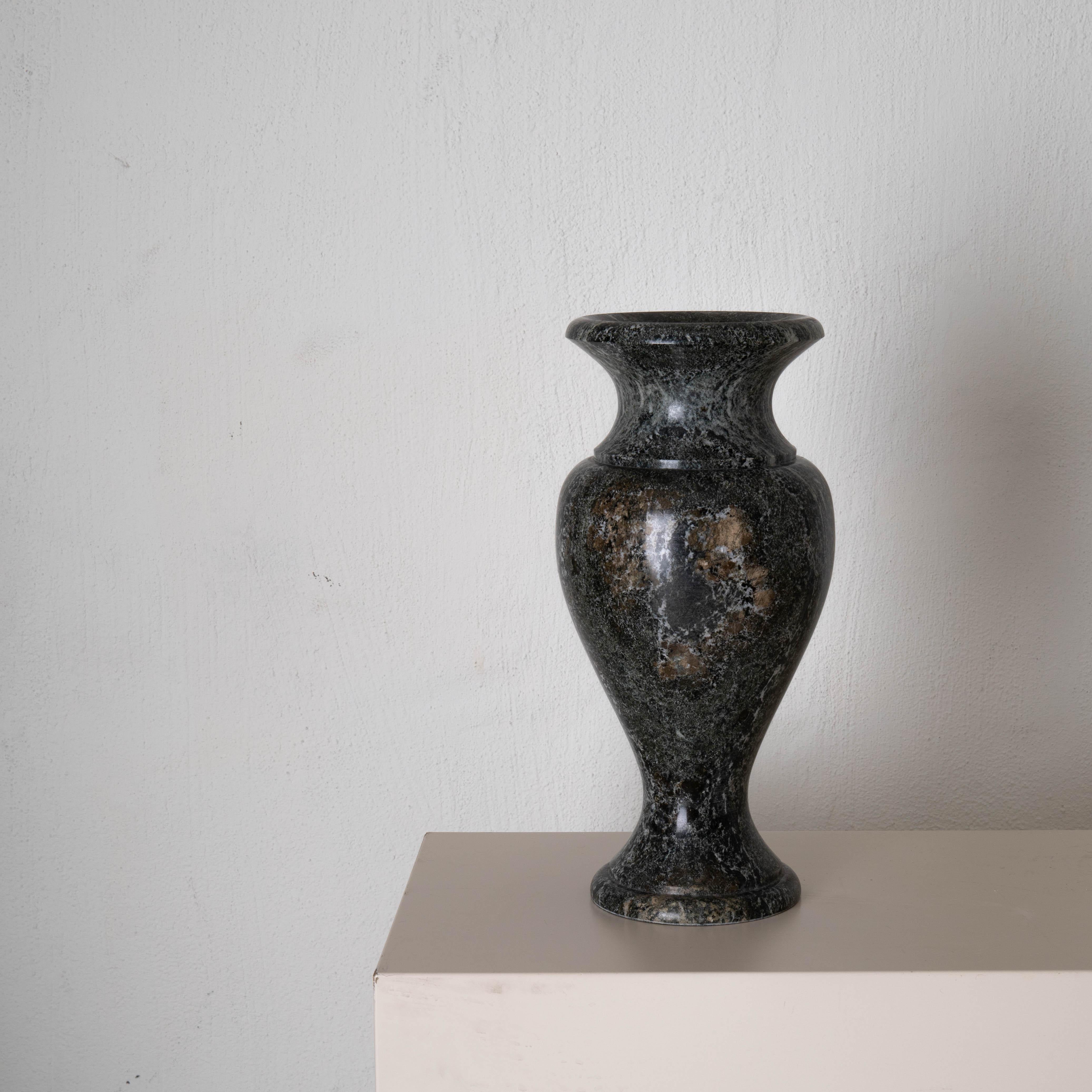 marble urn vase