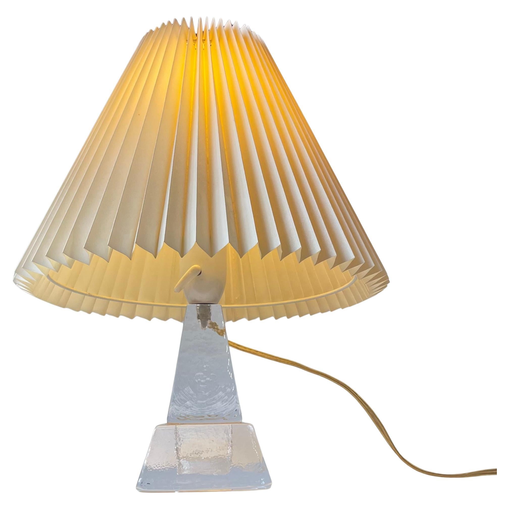 Urshult Glasbruk Sweden Midcentury Table Lamp in Ice Glass, 1960s In Good Condition For Sale In Esbjerg, DK