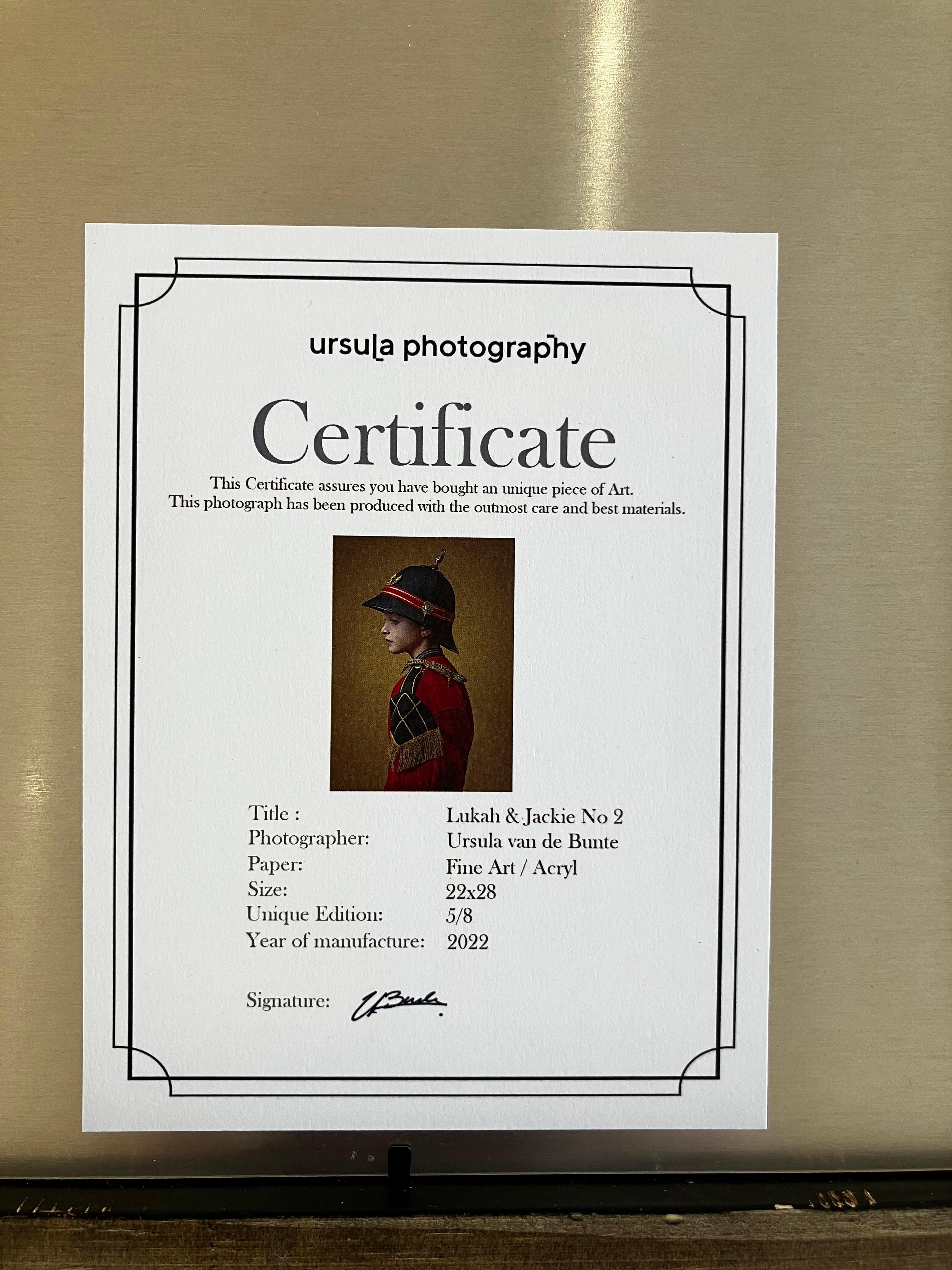 ''Lukah 2'' Dutch Contemporary Portrait of a Boy in Red Uniform with Gecko For Sale 3