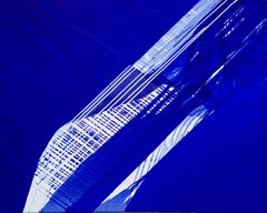 Bluemetrie 12  - Bleu contemporain, blanc, peinture à l'huile abstraite, art conceptuel