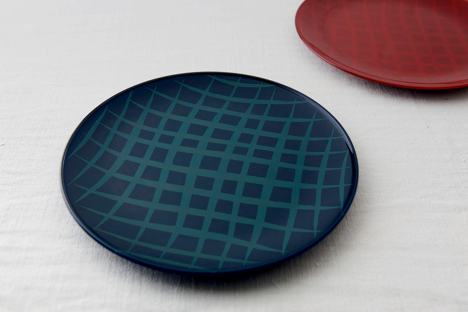 Plato de Vidrio Lacado Urushi 'Azul Red en Nuevo estado para la venta en Milan, IT