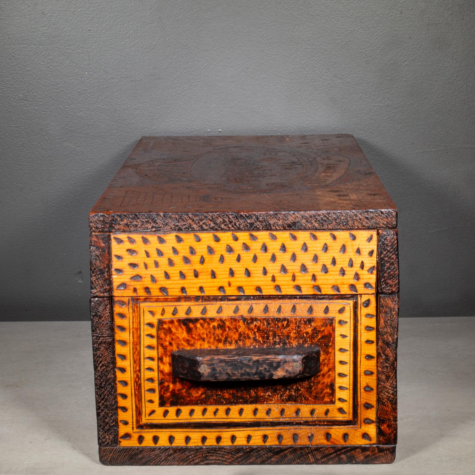 A.I.C C. Boîte d'art populaire c.1937 Bon état - En vente à San Francisco, CA