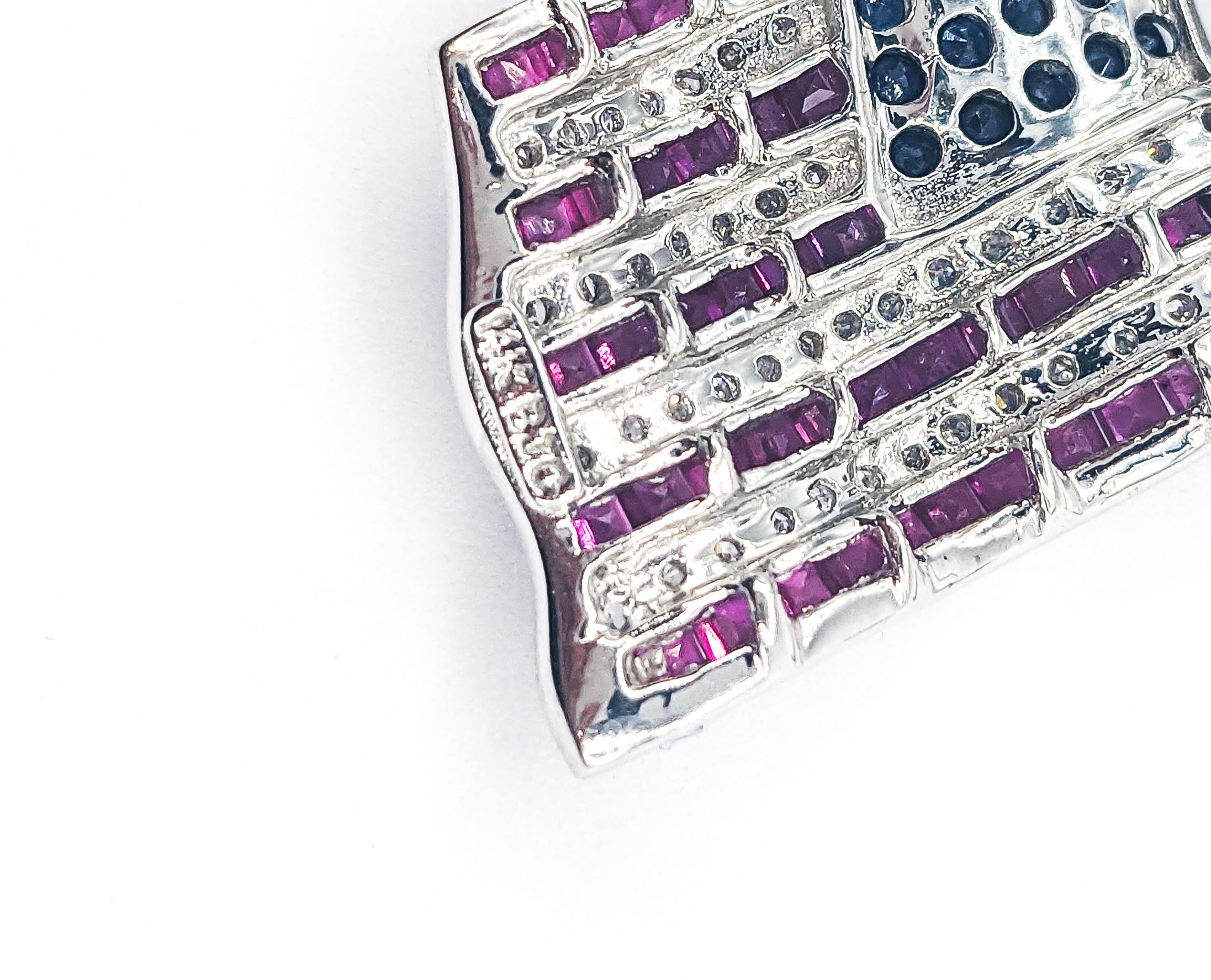 Pin Bandera de EEUU con Zafiro, Rubí y Diamantes en Oro Blanco Contemporáneo
