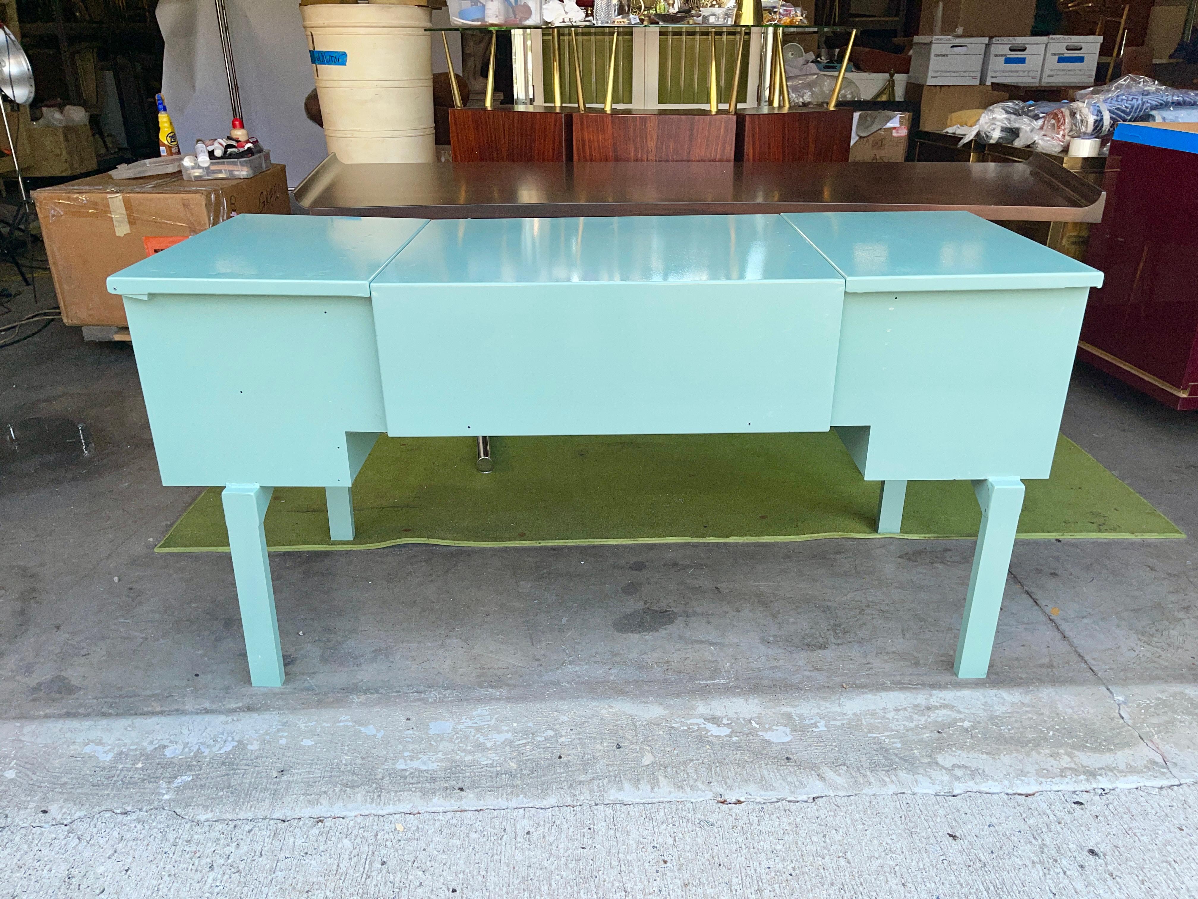 U.S. Military Folding Stainless Steel Field Desk (Ende des 20. Jahrhunderts) im Angebot