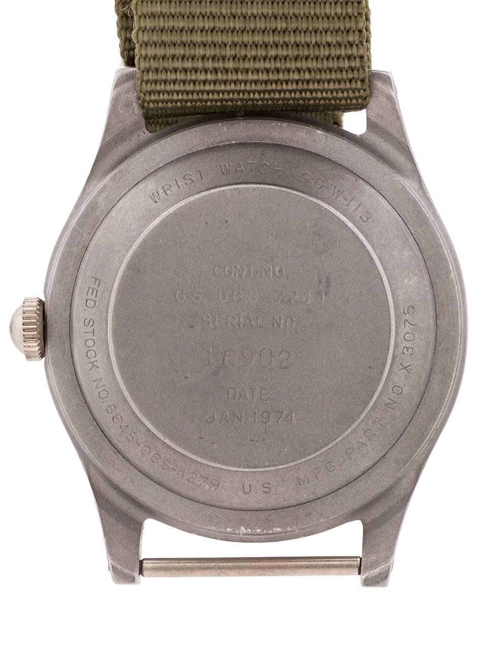 Benrus base metal US Military Issue Post Vietnam Era manual wristwatch, c1974 In Excellent Condition In West Hollywood, CA
