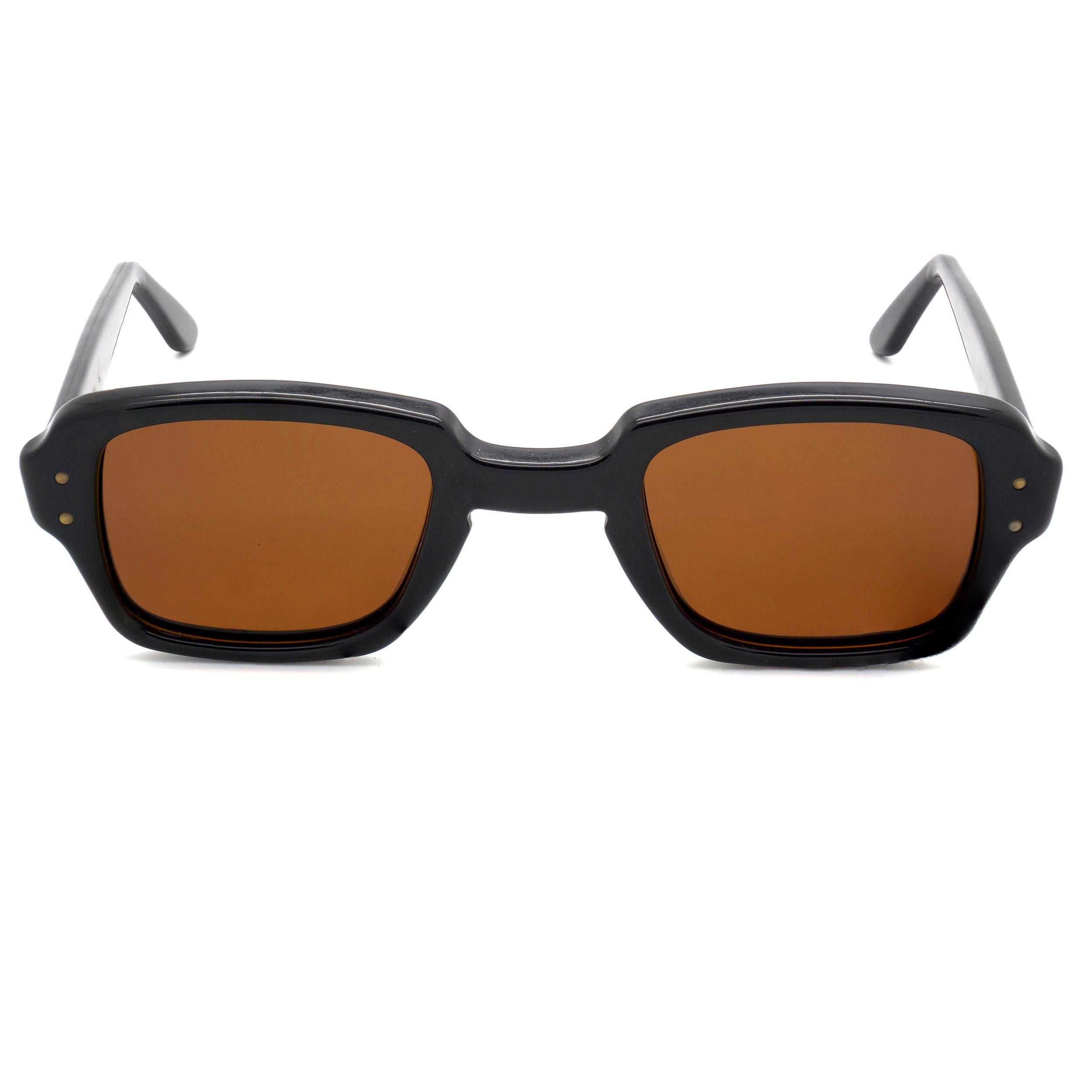 These are vintage Romco BCG Military Issue eyeglasses frames with polarized lenses produced by US Army in the U.S.A. since the 1960s. Iconic glasses that America doesn't make anymore.

MAKE: US Army
MODEL: Romco Black
MADE IN: U.S.A.
ERA: