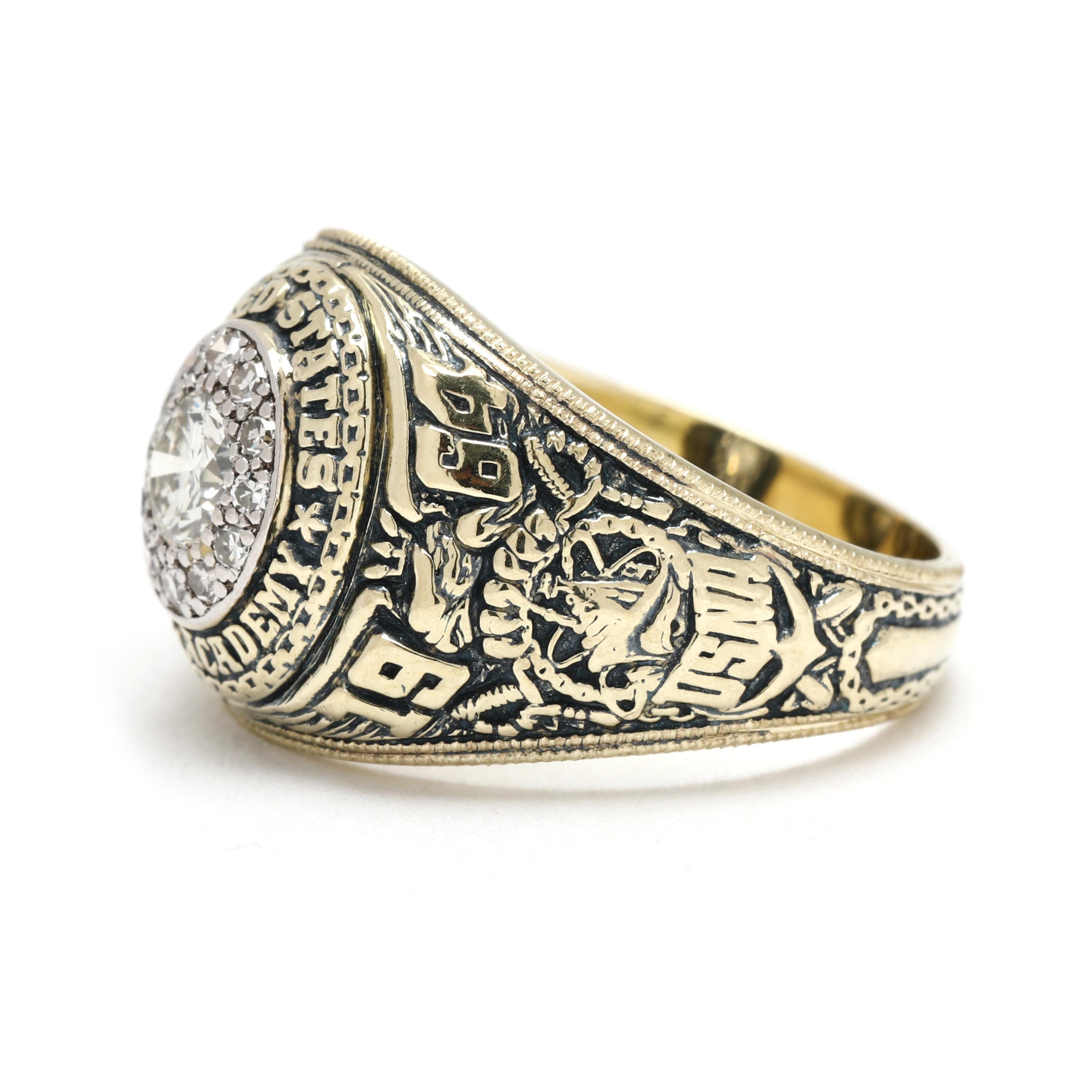 US Naval Academy Bague en or jaune 14k avec un diamant de 0,48ctw, taille 6,5 Unisexe en vente