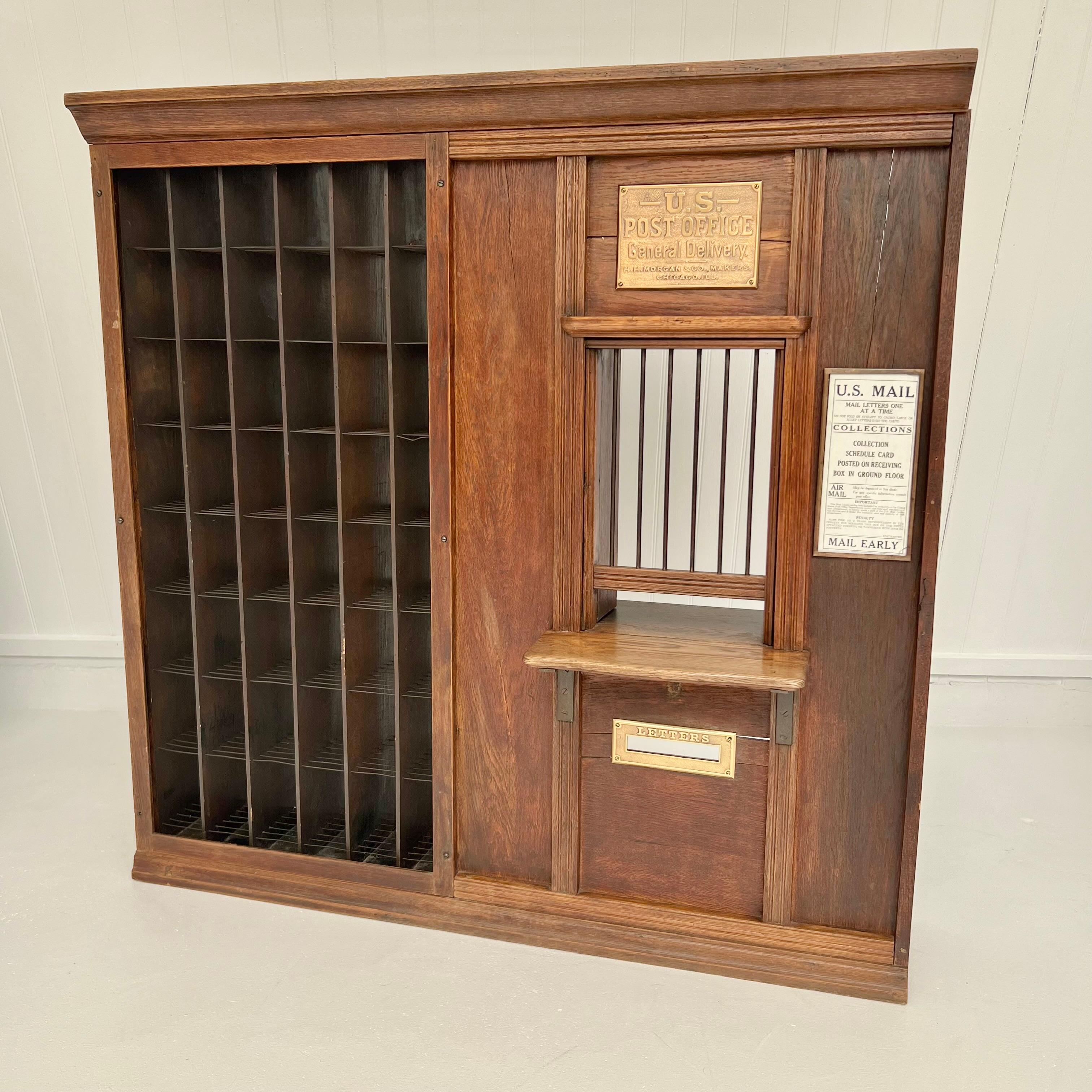 Postamtes Postamt-Postfenster mit Teller's Cage, Ende 1800, USA im Zustand „Gut“ im Angebot in Los Angeles, CA