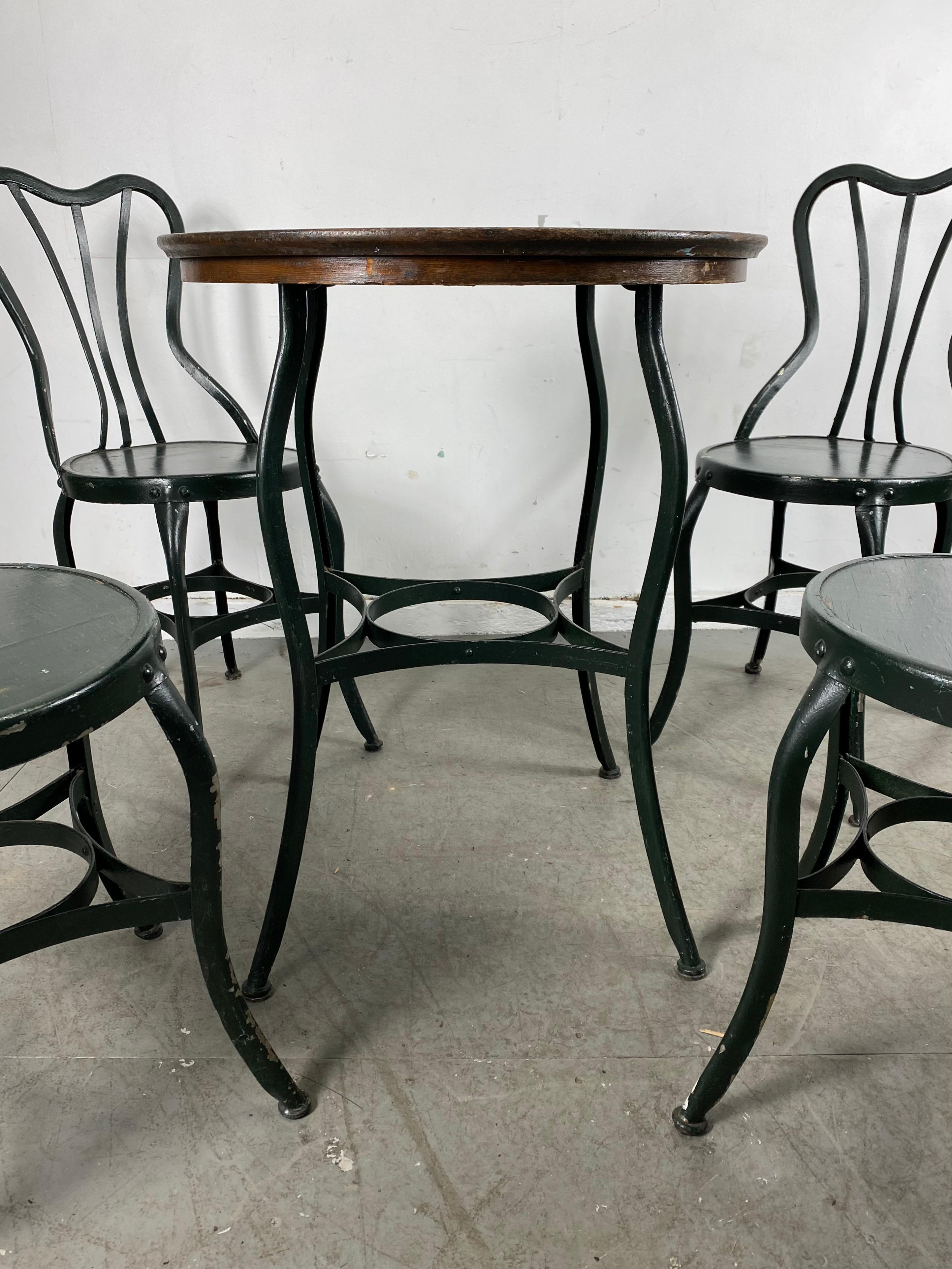 soda shop table and chairs