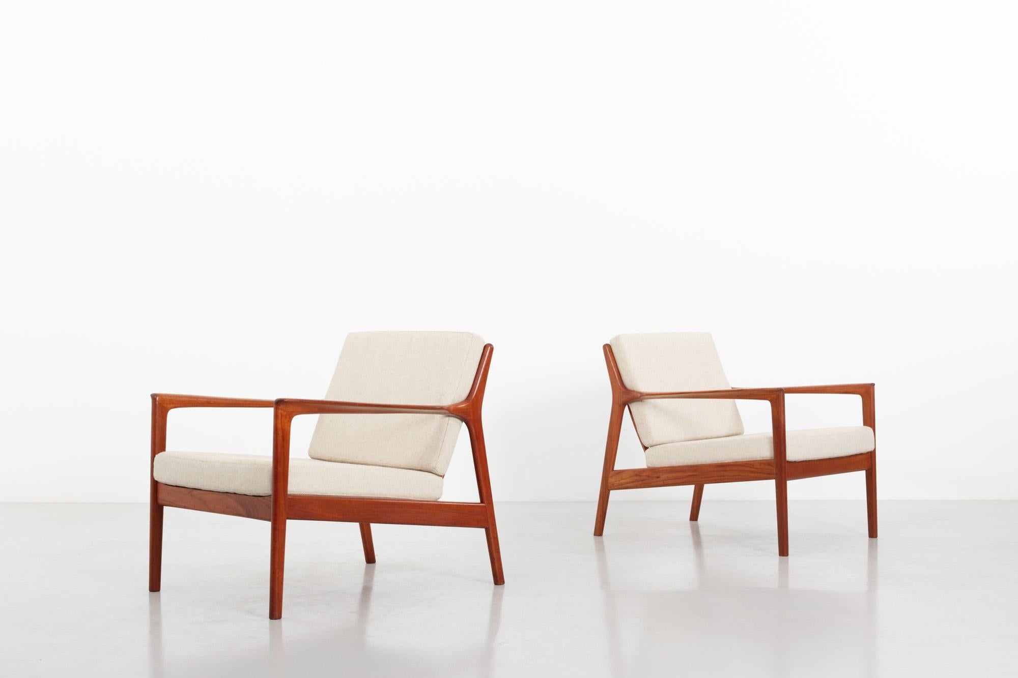 Swedish USA-75 Easy Chairs by Folke Ohlsson for DUX, Sweden 1950s For Sale