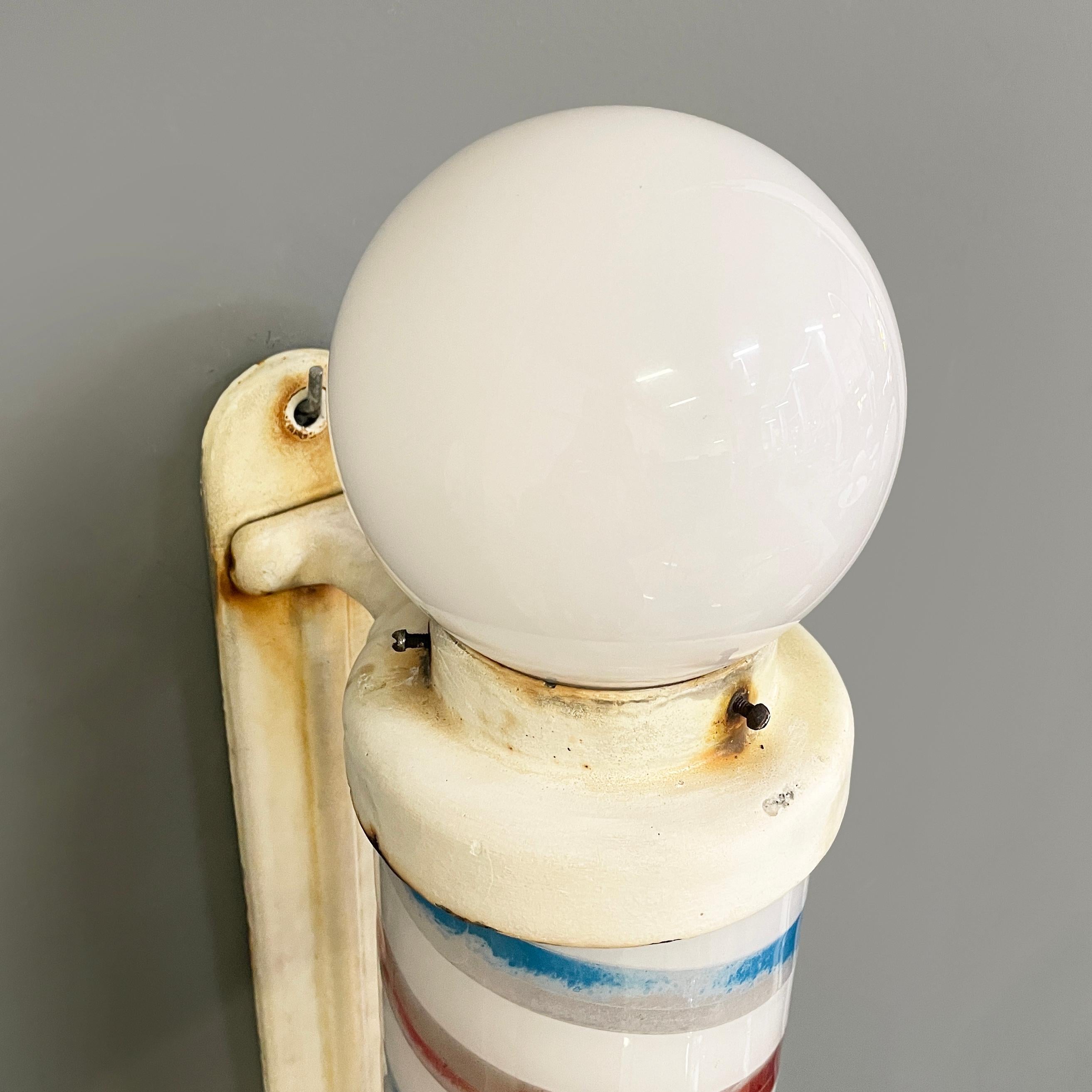 Mid-20th Century USA mid-century Lighted barber Pole in plastic, metal and opaline glass, 1950s For Sale