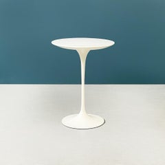 Table basse tulipe en bois de style américain moderne du milieu du siècle dernier, par Eero Saarinen pour Knoll, 1970