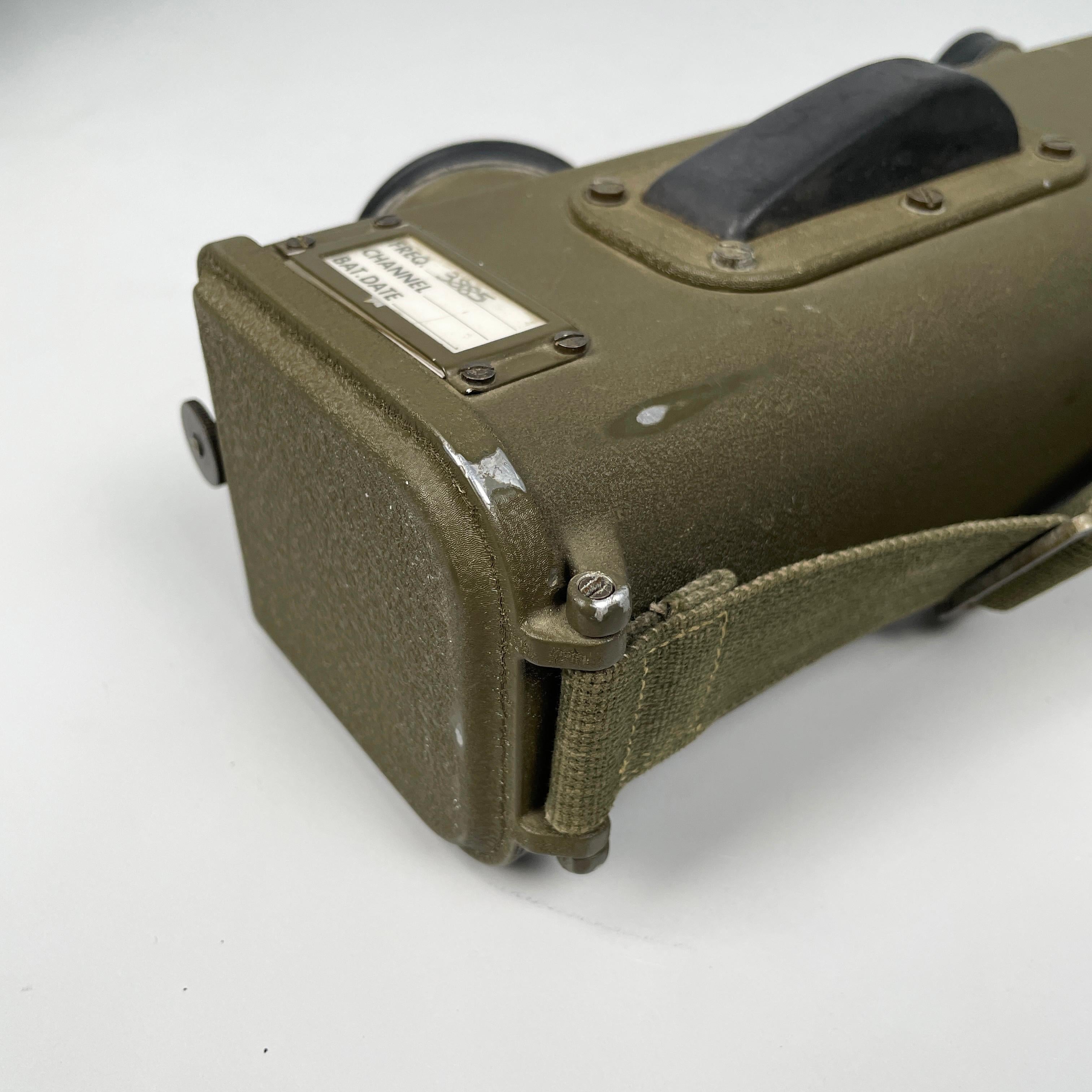 USA Military set with coffee can radio transceiver metal container, 1950-1990s 10