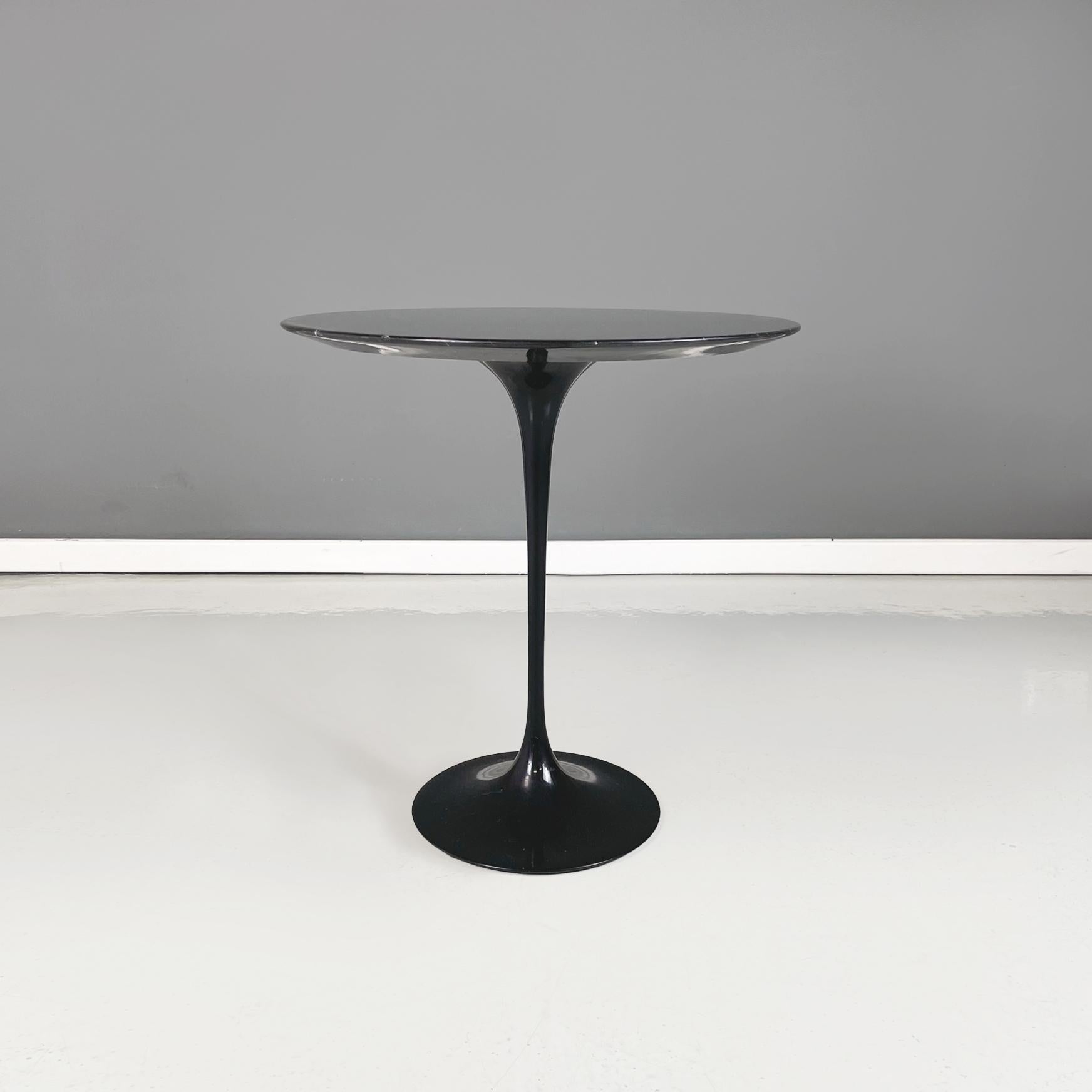 USA modern black marble Coffee table mod. Tulip by Eero Saarinen for Knoll, 1970s
Coffee table mod. Tulip with round top in black marquinia marble with white veins. The paw from the table is in black painted metal.
Produced by Knoll in circa 1970.