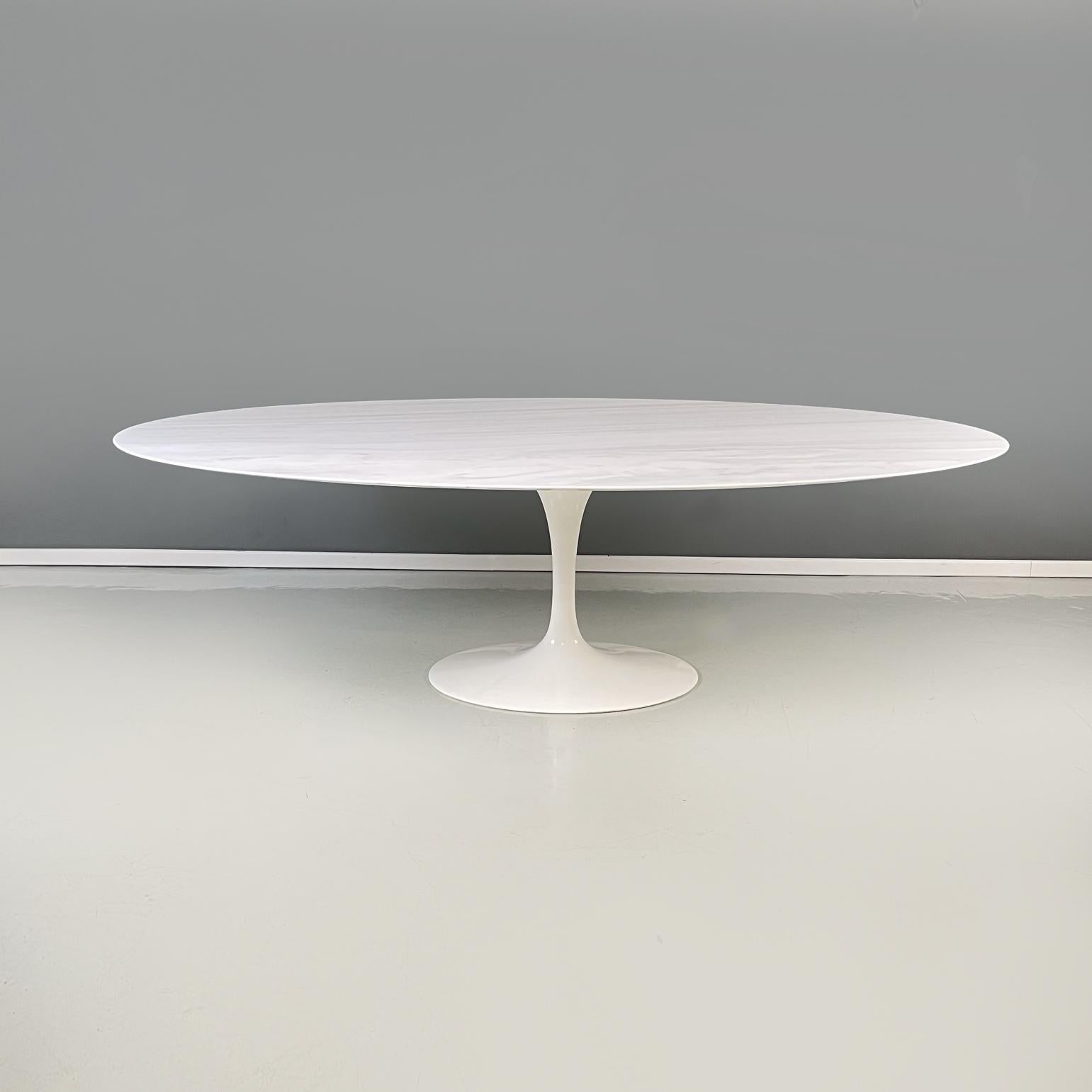 Usa modern Oval marble Dining table mod. Tulip by Eero Saarinen for Knoll, 1970s
Big dining table mod. Tulip with oval top in white and light gray marble. The leg is in white painted metal.
Produced by Knoll in 1970s and designed by Eero Saarinen