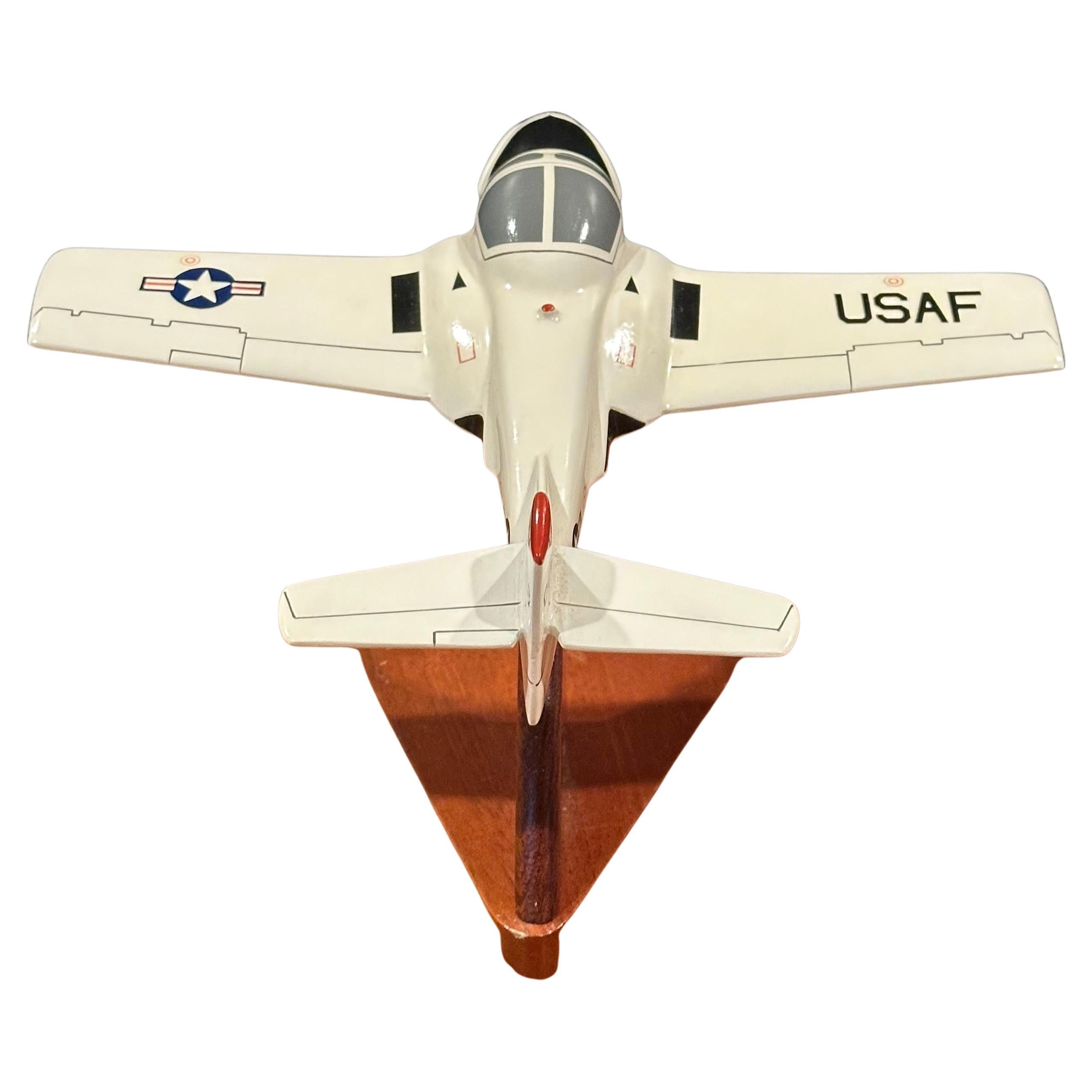 U.S.A.F. North American Cessna T-37 Tweet Airplane / Contractor Desk Model In Good Condition For Sale In San Diego, CA